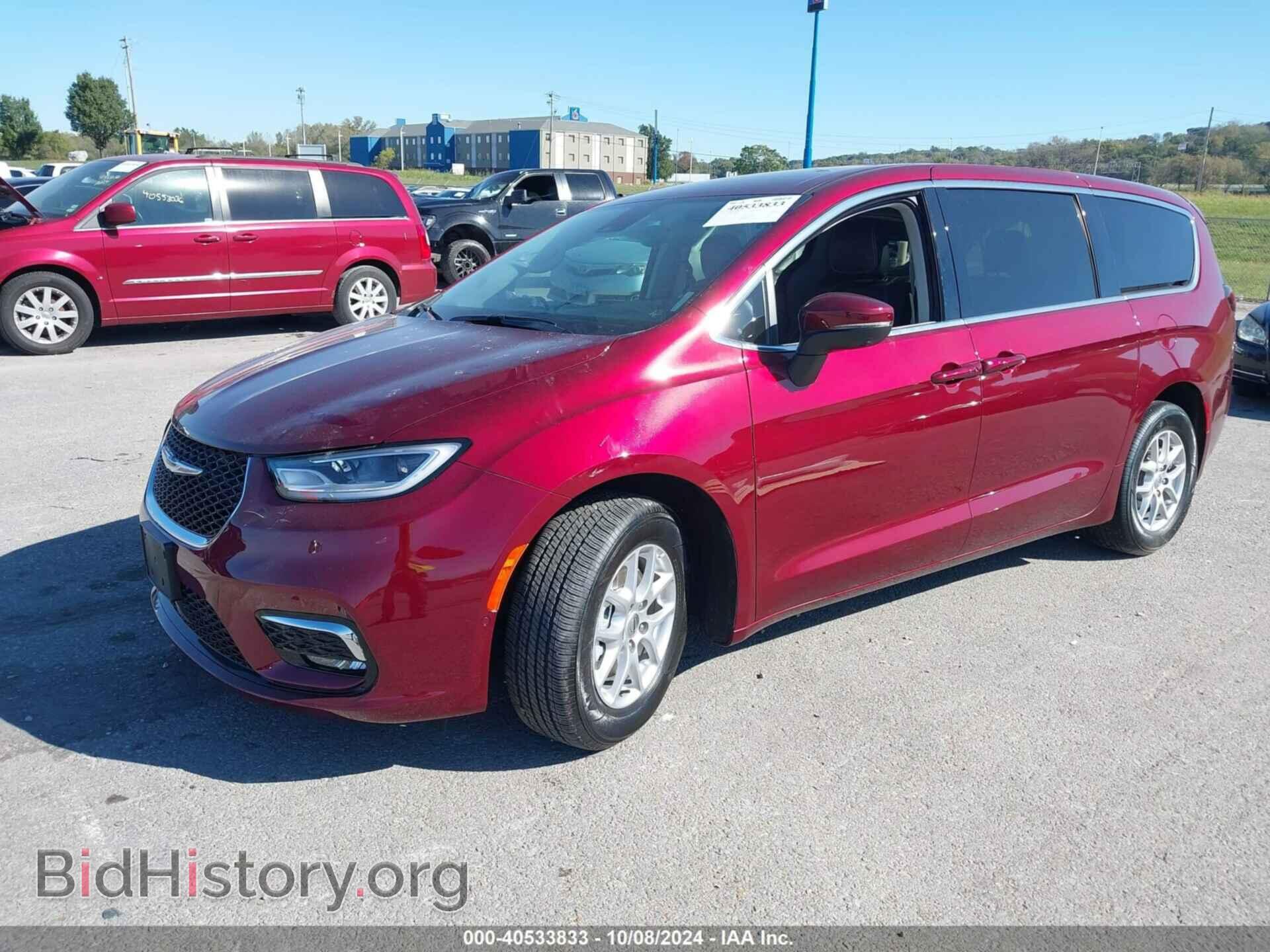 2023 CHRYSLER PACIFICA - VIN: 2C4RC1BG6PR613822 - Фото 2