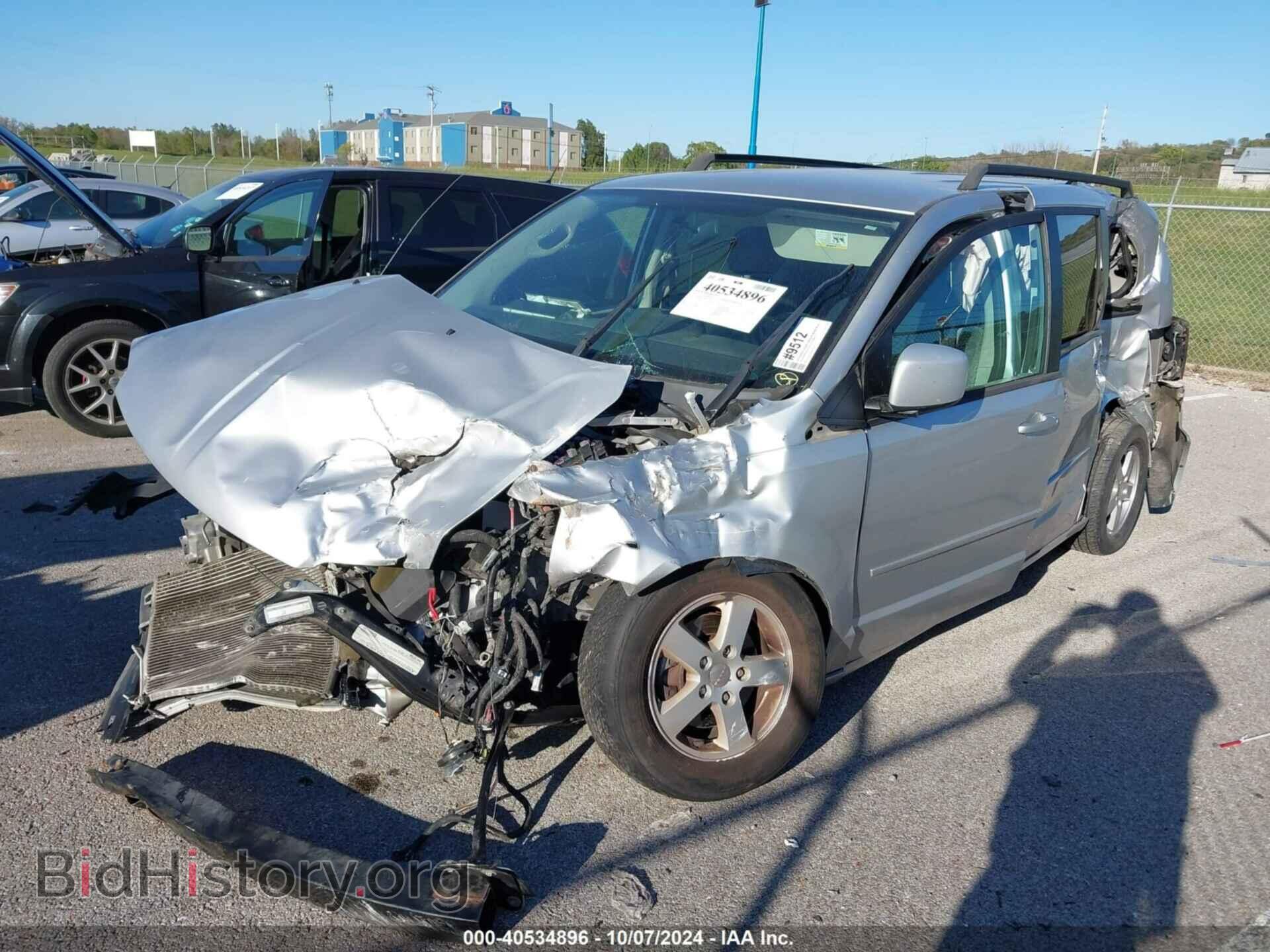 2011 DODGE GRAND CARAVAN - VIN: 2D4RN3DG7BR757975 - Фото 2
