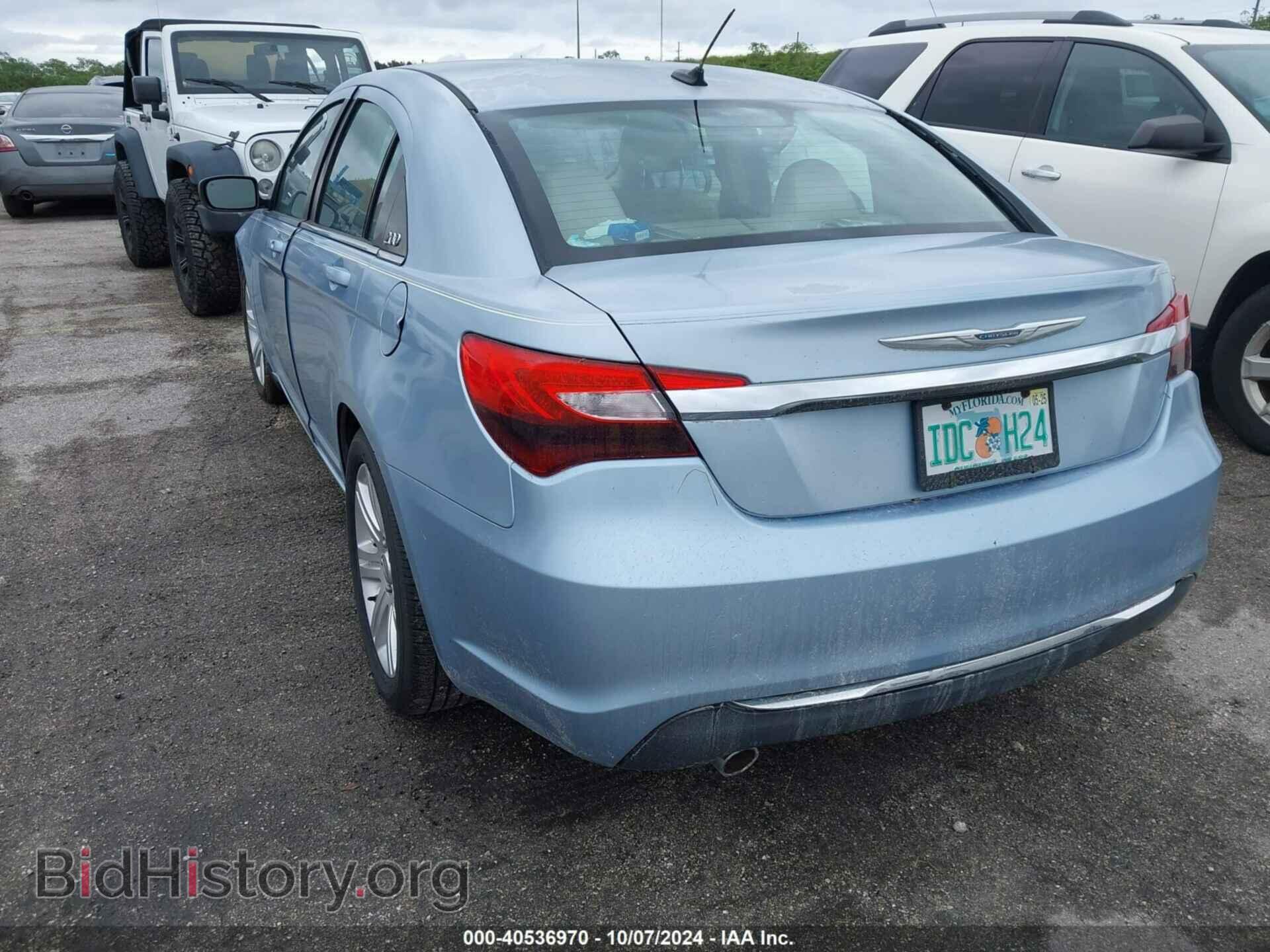 2012 CHRYSLER 200 - VIN: 1C3CCBBG0CN302068 - Фото 3