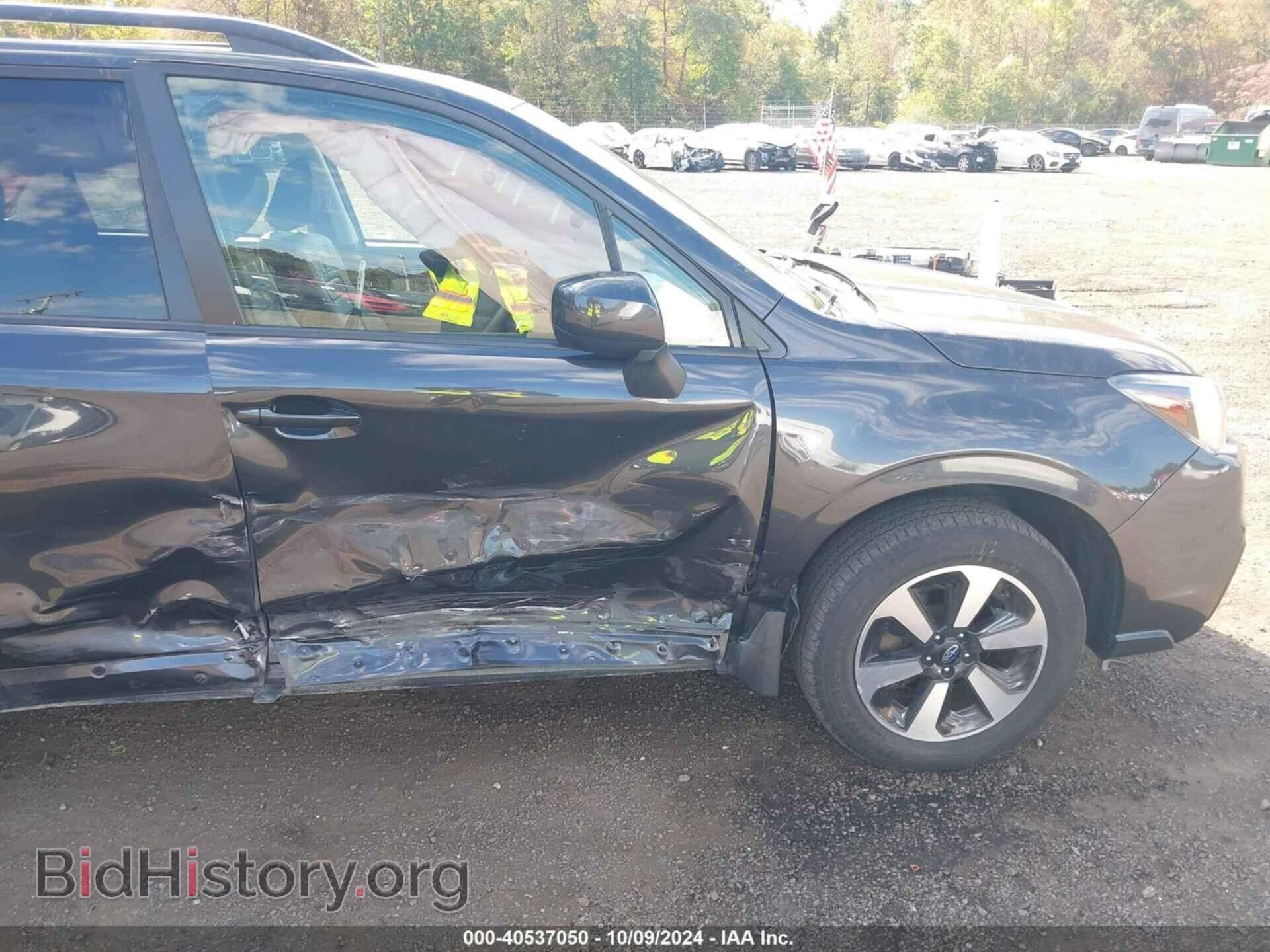 2018 SUBARU FORESTER - VIN: JF2SJAEC0JH457409 - Фото 17