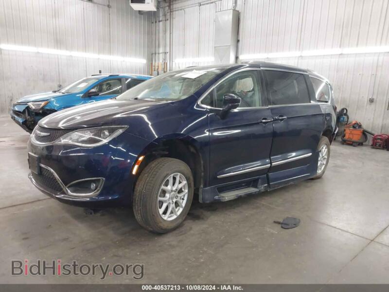 2020 Chrysler PACIFICA (VIN 2C4RC1BGXLR112586) — photo 2 of 15