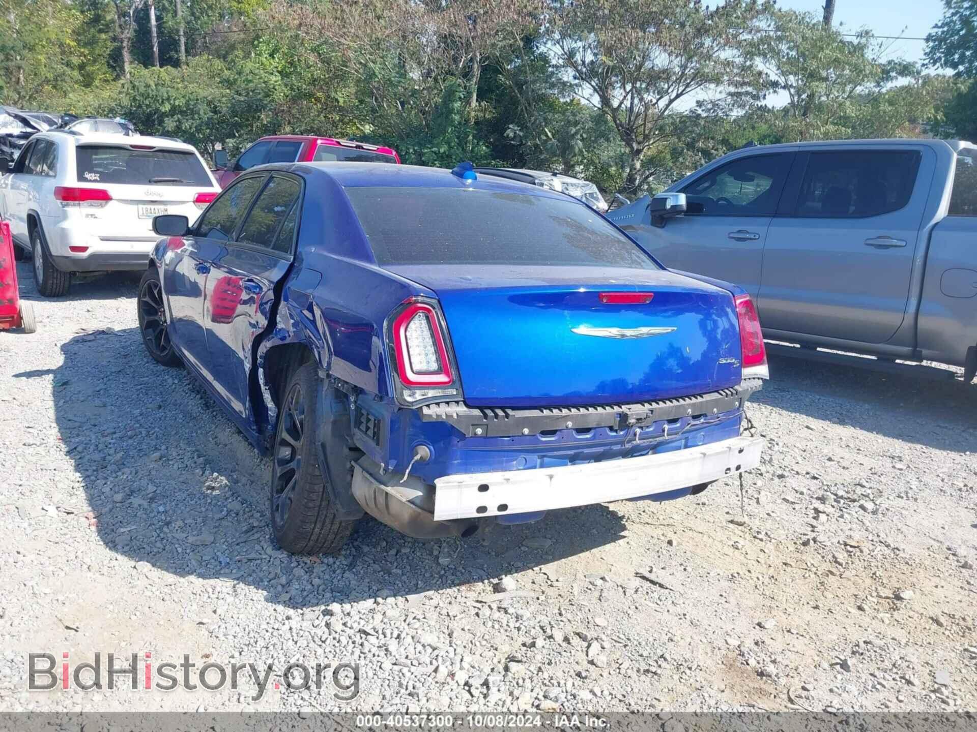 2019 CHRYSLER 300 - VIN: 2C3CCABG6KH516239 - Фото 3
