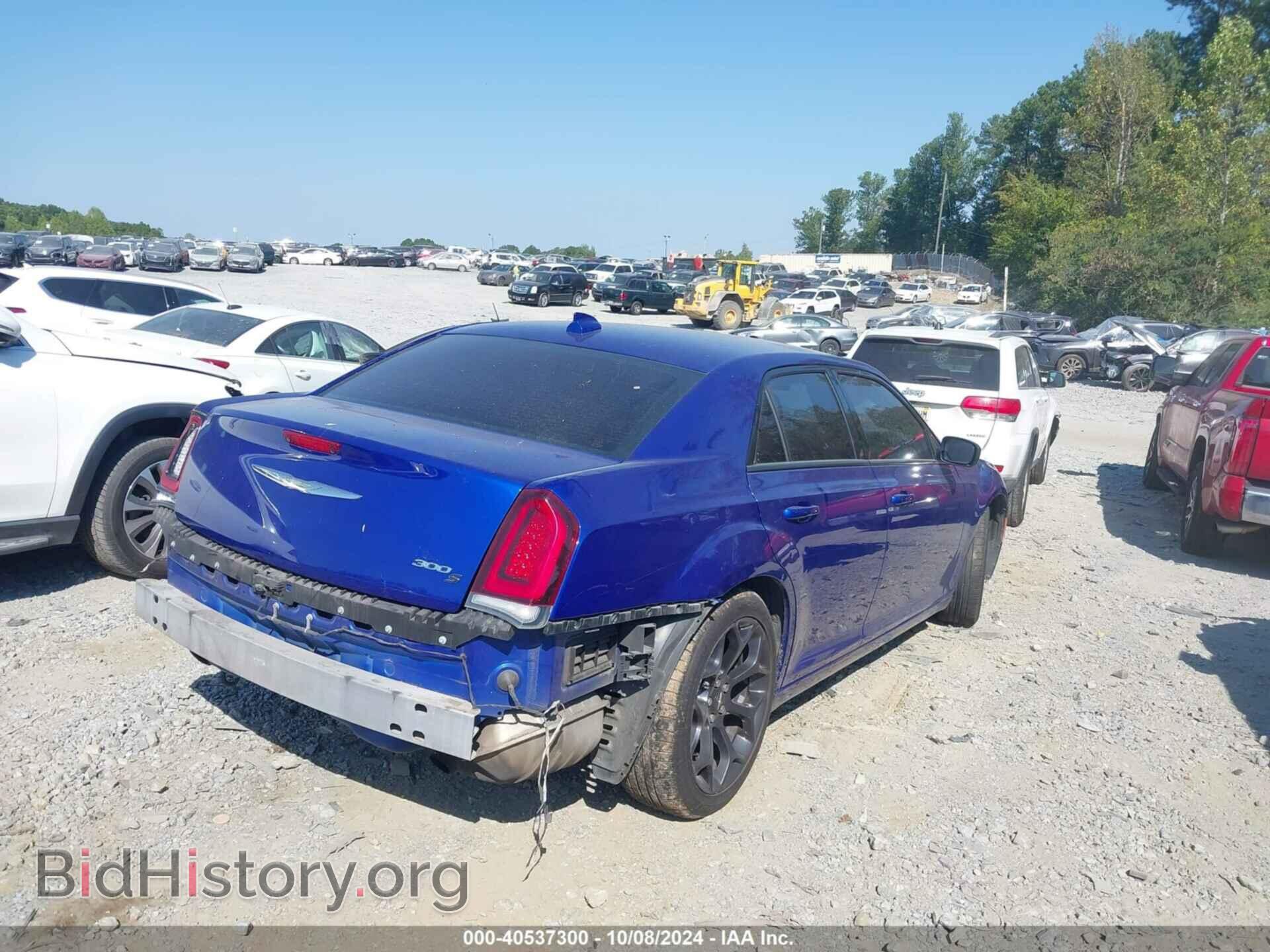 2019 CHRYSLER 300 - VIN: 2C3CCABG6KH516239 - Фото 4