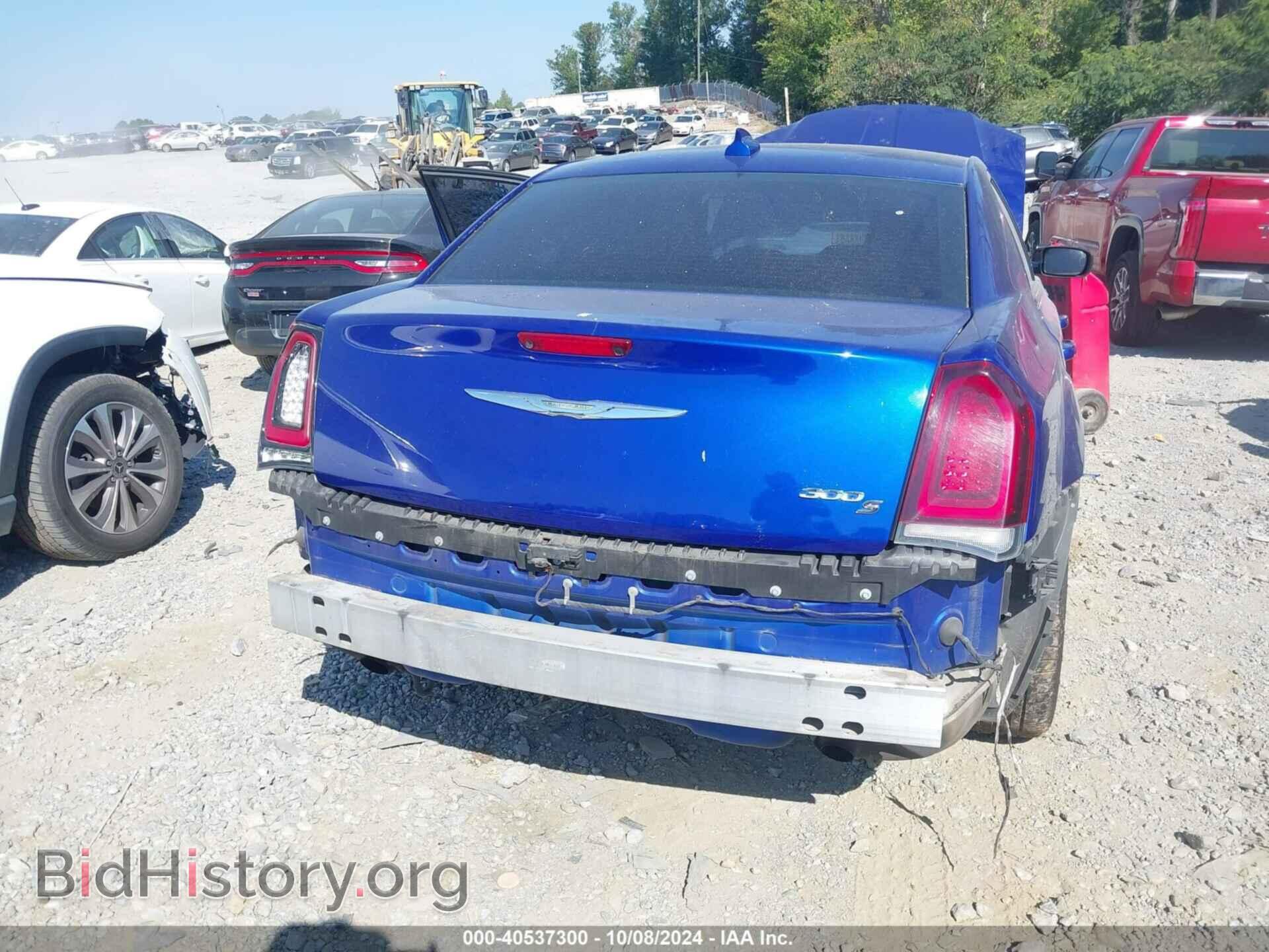 2019 CHRYSLER 300 - VIN: 2C3CCABG6KH516239 - Фото 6