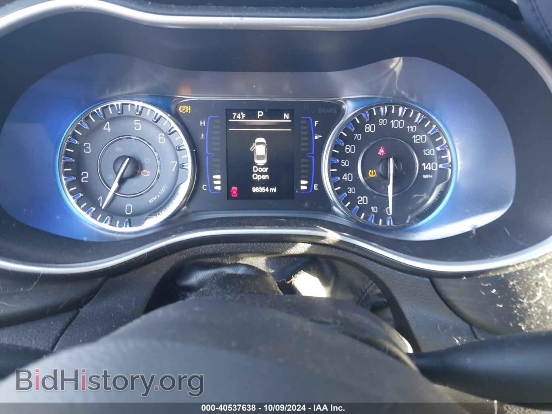 2015 CHRYSLER 200 - VIN: 1C3CCCAB4FN703557 - Фото 7