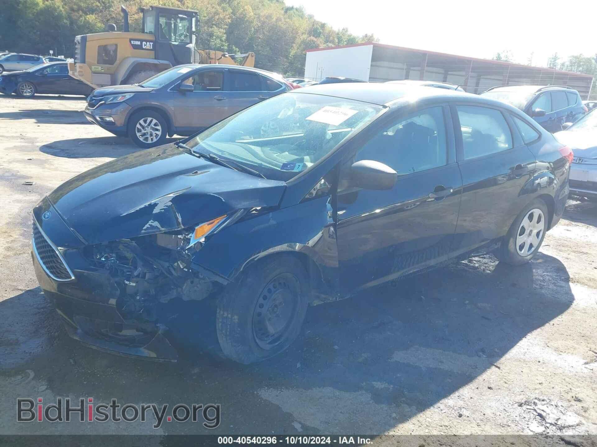 2018 FORD FOCUS - VIN: 1FADP3E27JL221822 - Фото 2