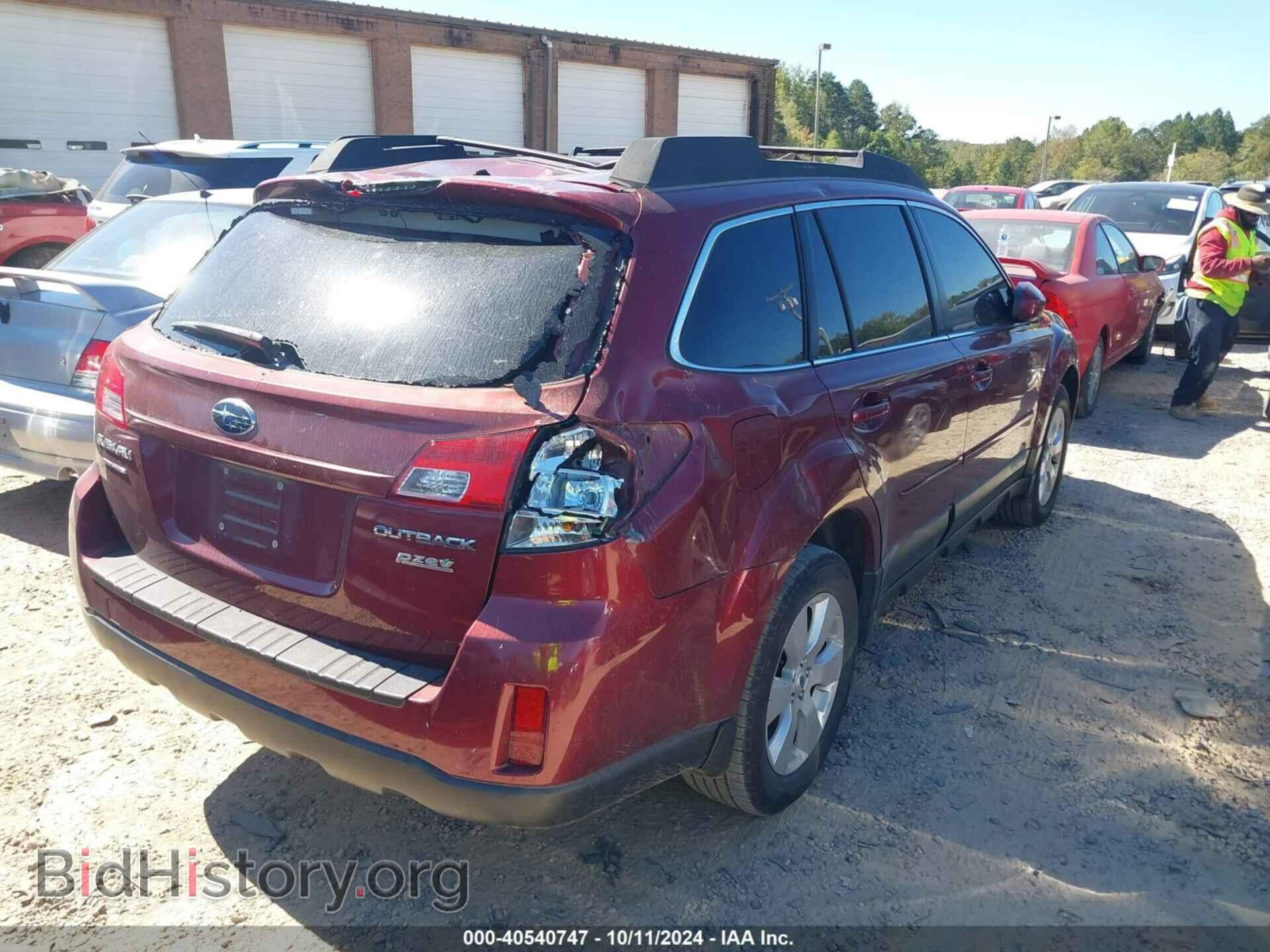 2011 SUBARU OUTBACK - VIN: 4S4BRBKC8B3424475 - Фото 4