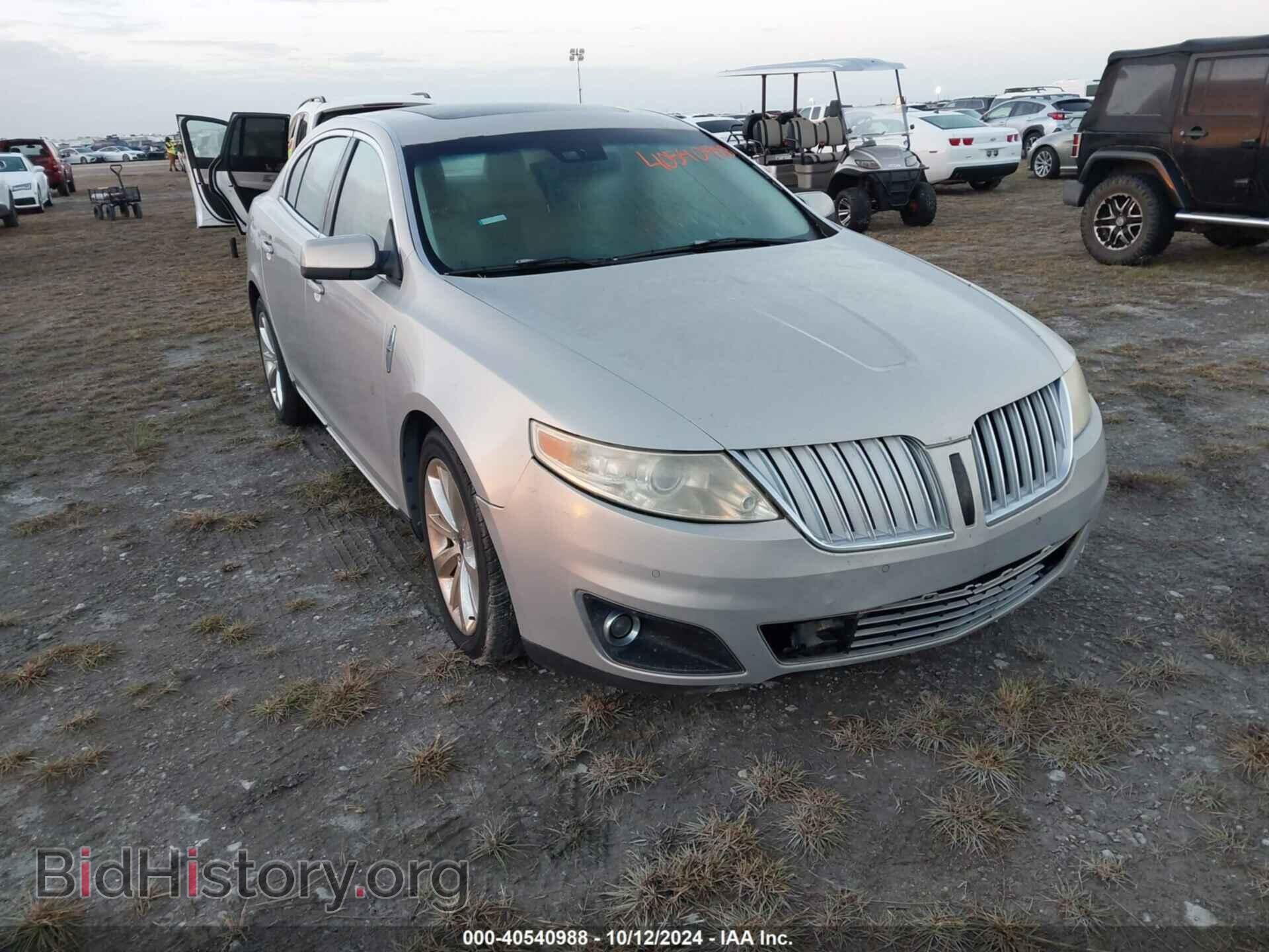 Photo 1LNHM93R69G608465 - LINCOLN MKS 2009