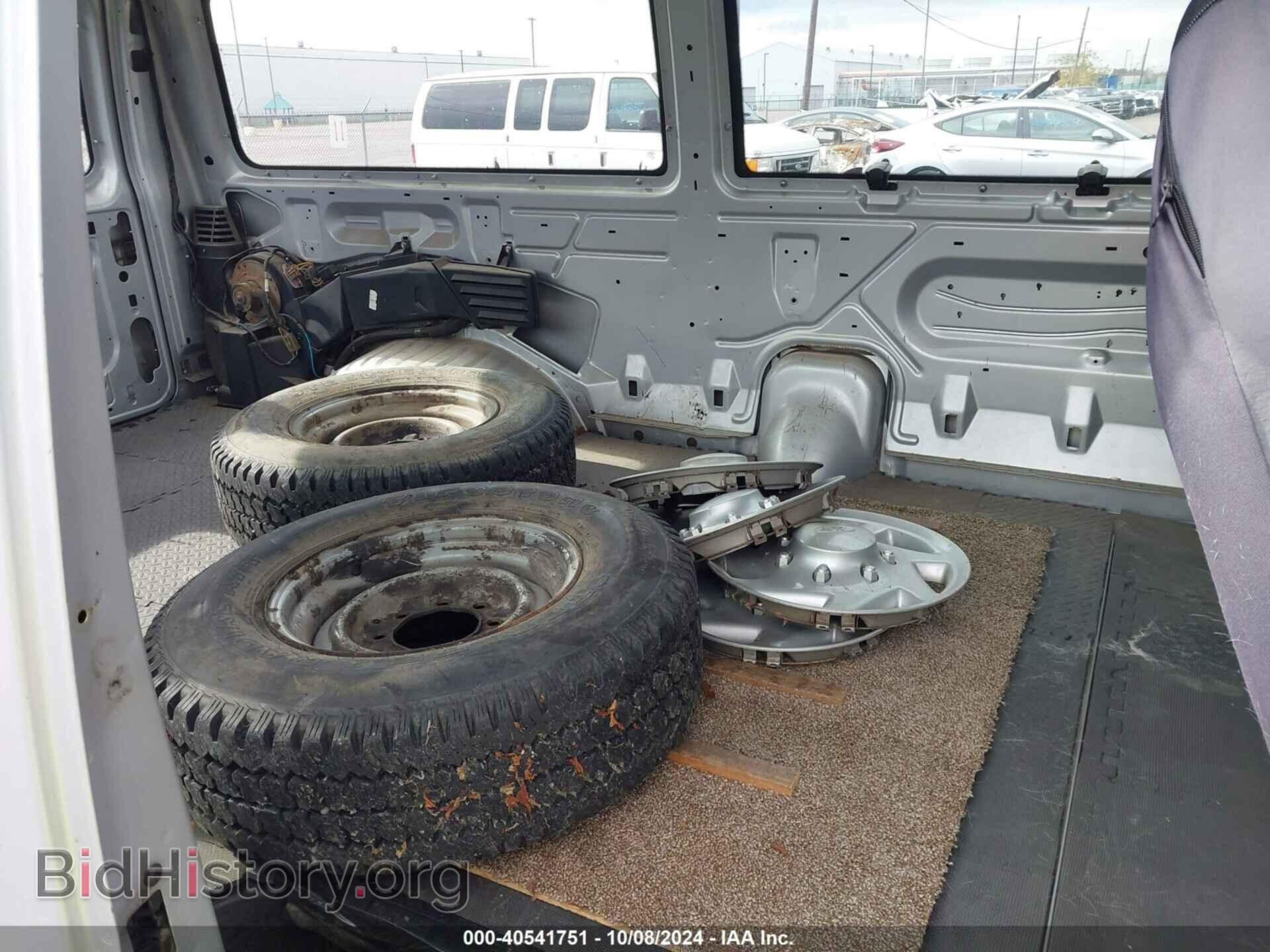 2008 FORD E-250 - VIN: 1FTNE24W28DA29294 - Фото 8