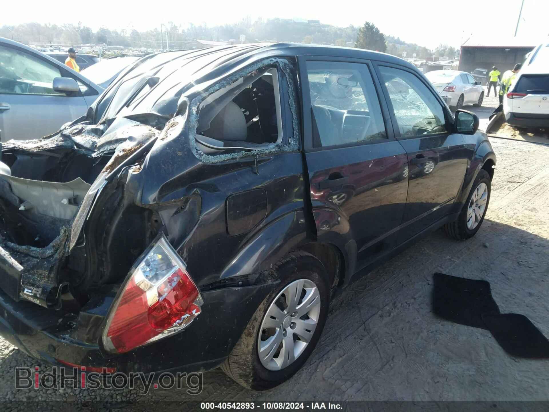 2011 SUBARU FORESTER - VIN: JF2SHAAC9BH701318 - Фото 4