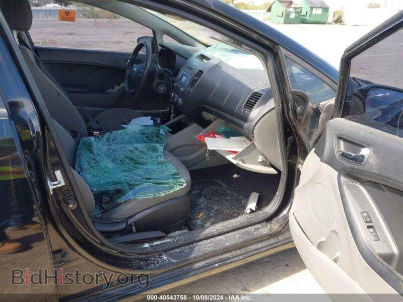 2016 Kia FORTE (VIN KNAFK4A68G5555240) — photo 5 of 12