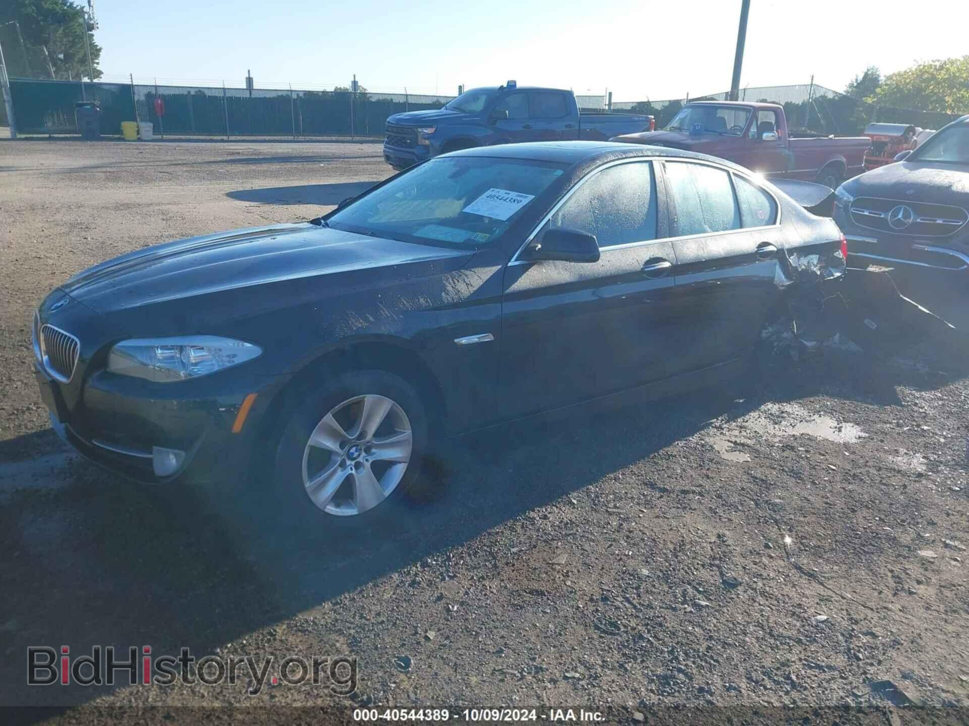 2013 BMW 528I - VIN: WBAXH5C52DD111883 - Фото 2