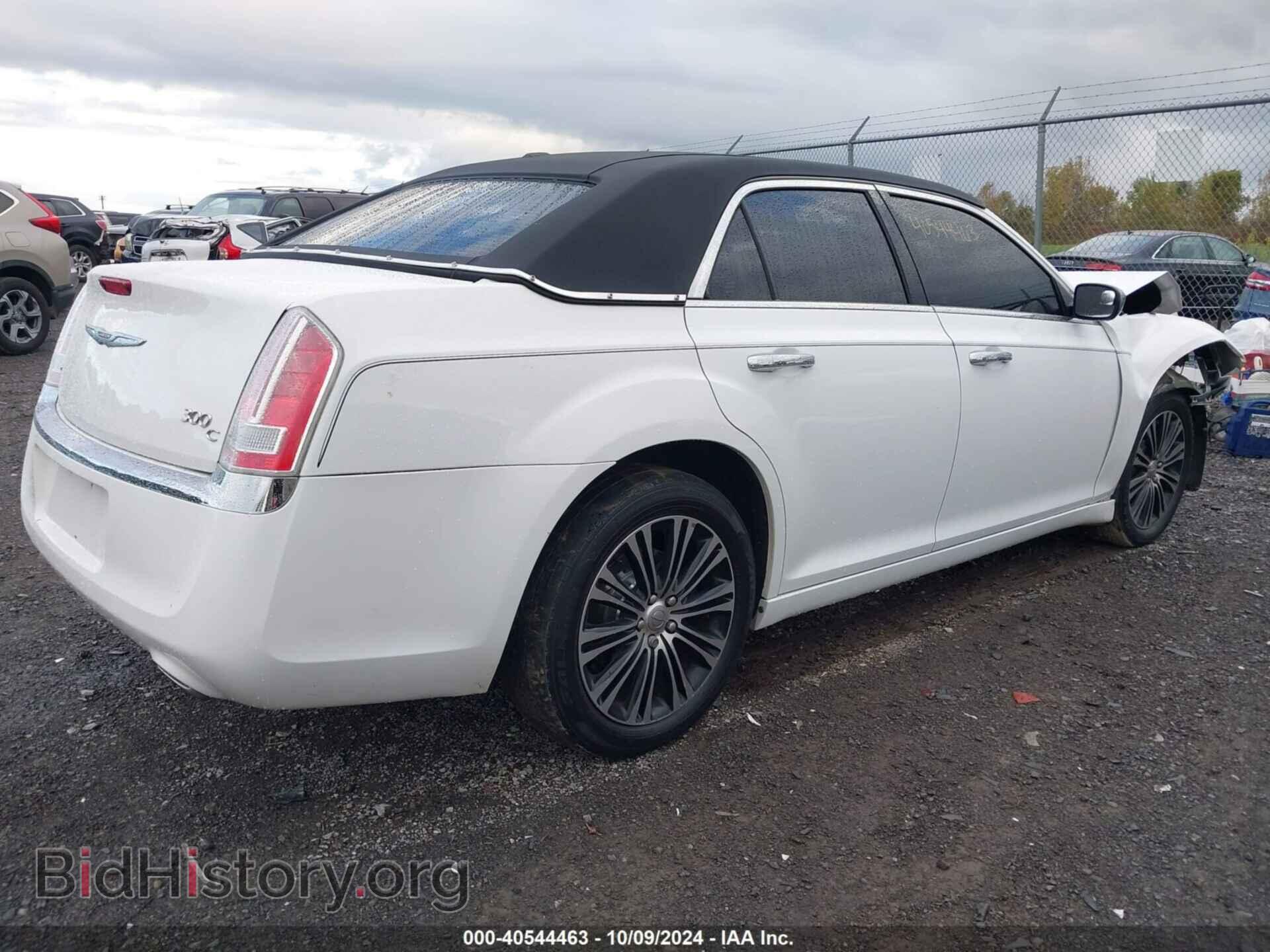 2014 CHRYSLER 300C - VIN: 2C3CCAKT3EH142397 - Фото 4