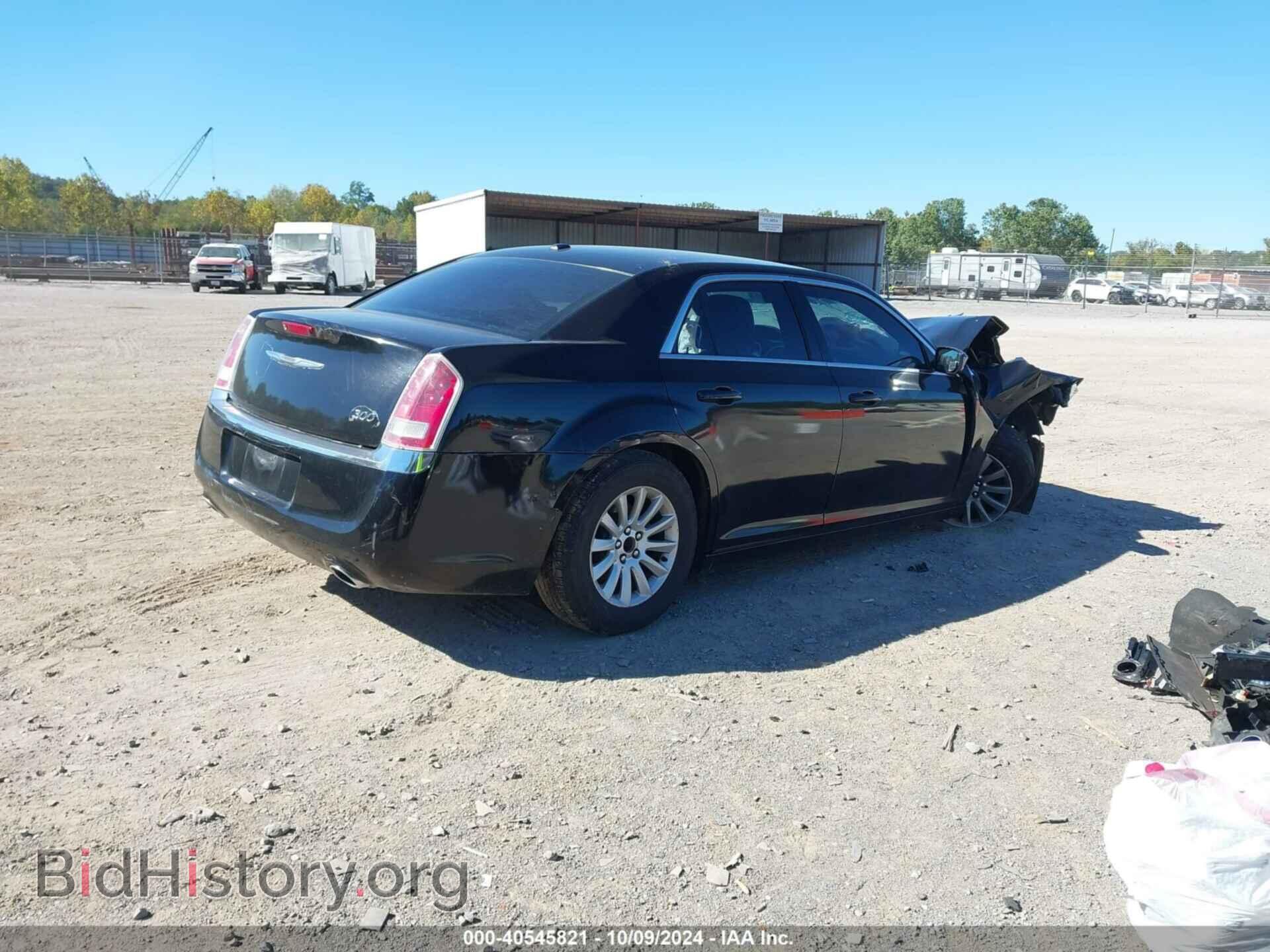 2014 CHRYSLER 300 - VIN: 2C3CCAAG1EH238906 - Фото 4