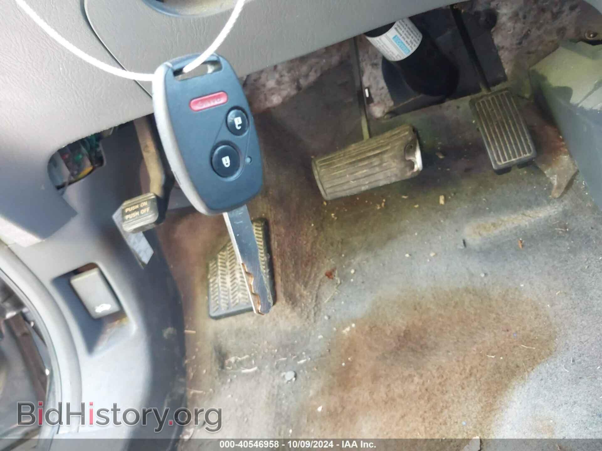 2006 HONDA PILOT - VIN: 5FNYF28656B001340 - Фото 11