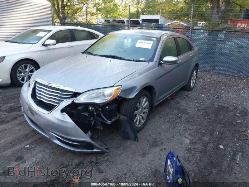 2013 Chrysler 200 (VIN 1C3CCBBBXDN695941) — фото 2 из 11