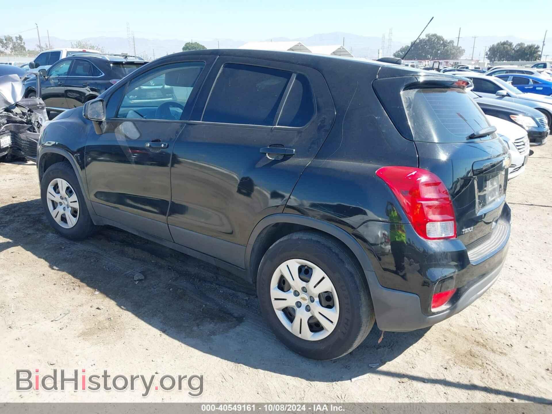 2017 CHEVROLET TRAX - VIN: 3GNCJKSB4HL268317 - Фото 3