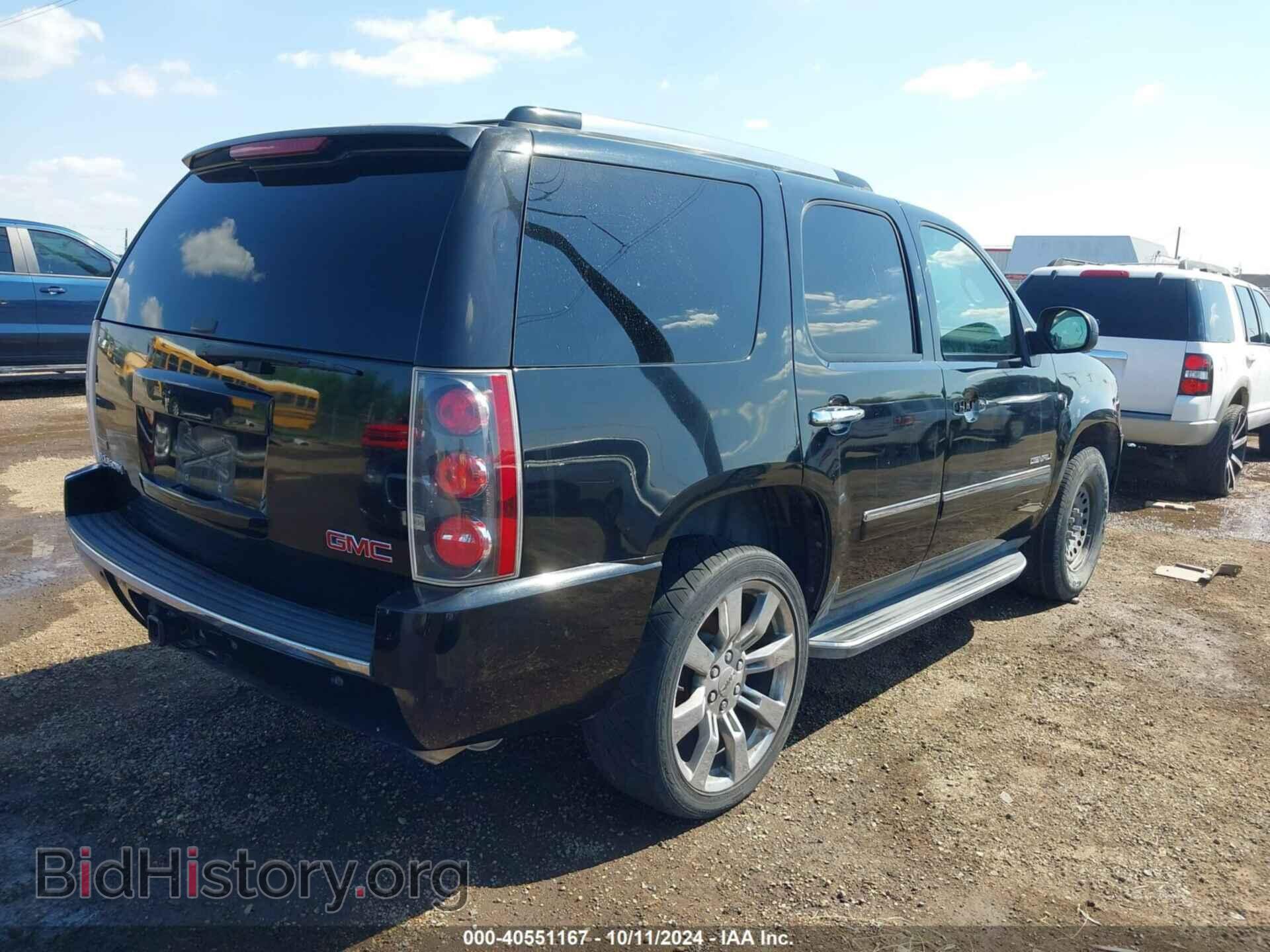 2011 GMC YUKON - VIN: 1GKS2EEF5BR190314 - Фото 4