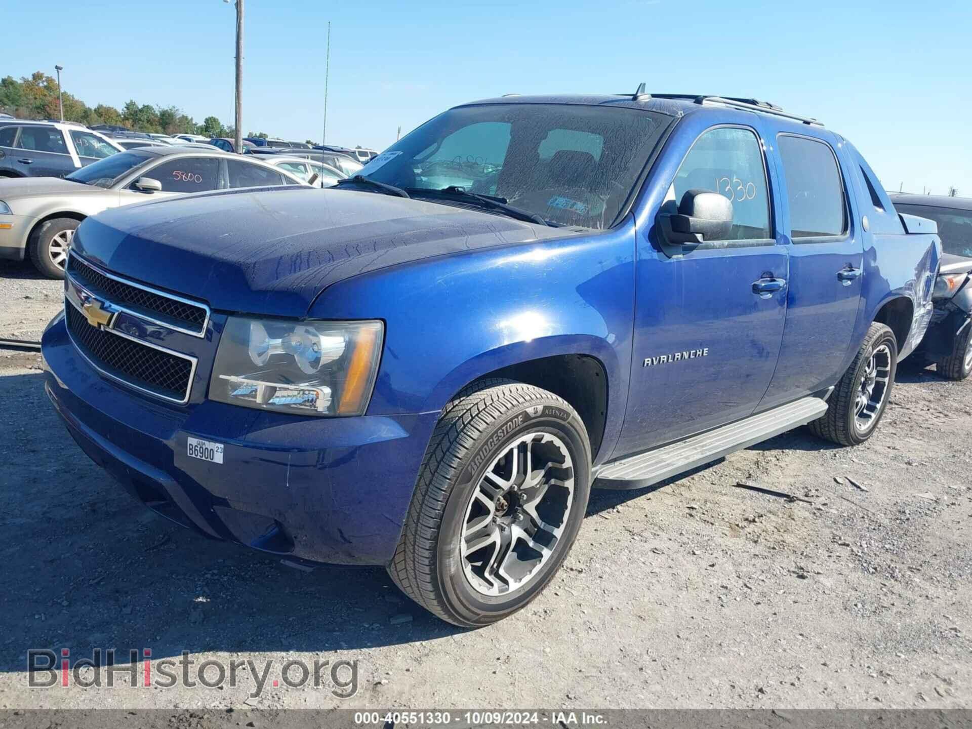 2013 CHEVROLET AVALANCHE - VIN: 3GNTKFE70DG288448 - Фото 2