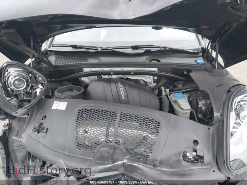 2017 Porsche MACAN (VIN WP1AA2A55HLB81743) — photo 10 of 17