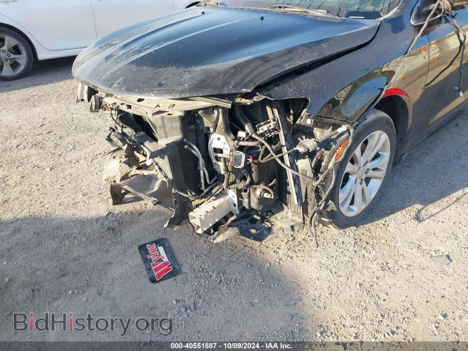 2016 CHRYSLER 200 - VIN: 1C3CCCAB9GN105630 - Фото 6