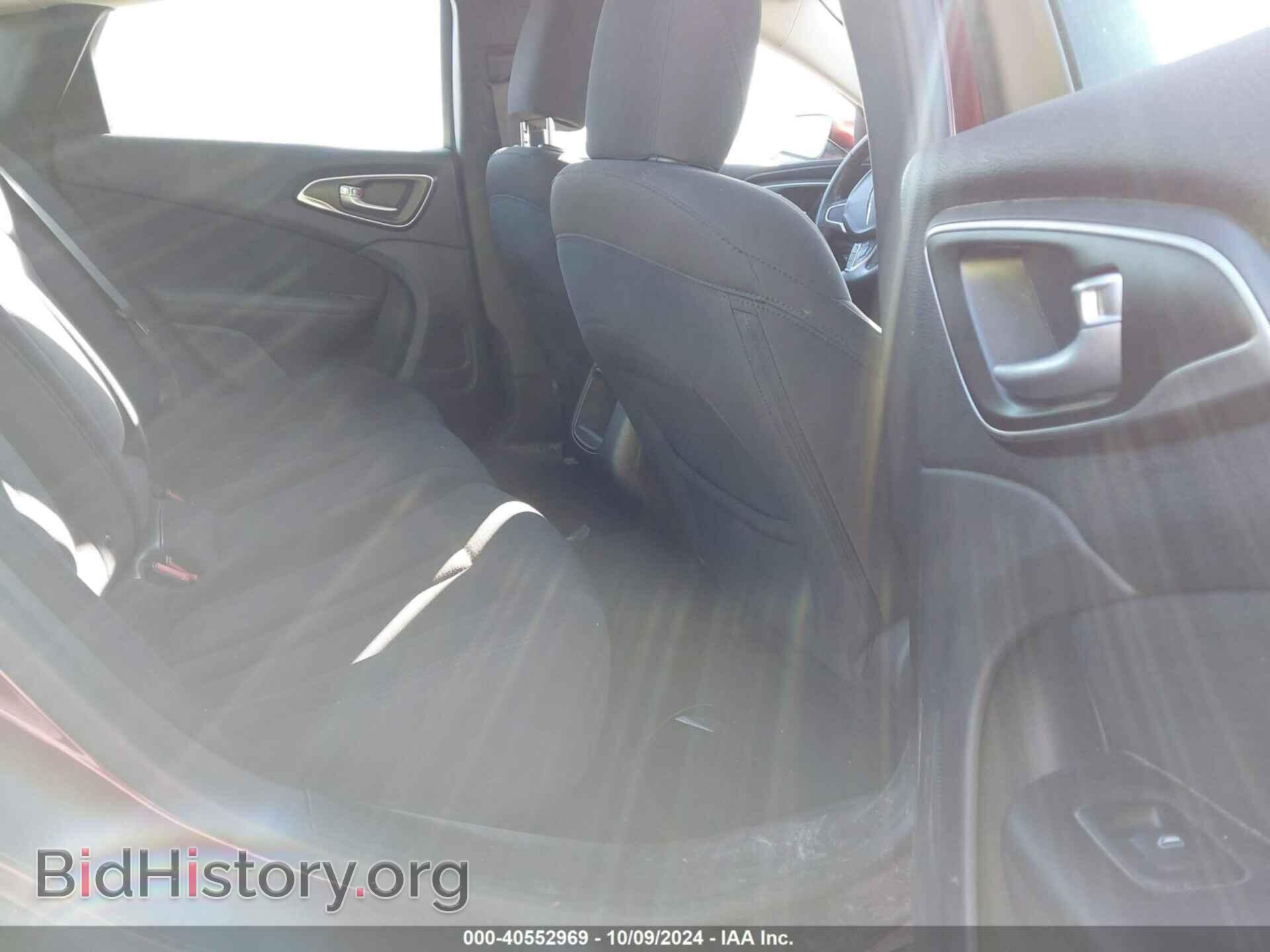 2017 CHRYSLER 200 - VIN: 1C3CCCFB3HN501353 - Фото 8