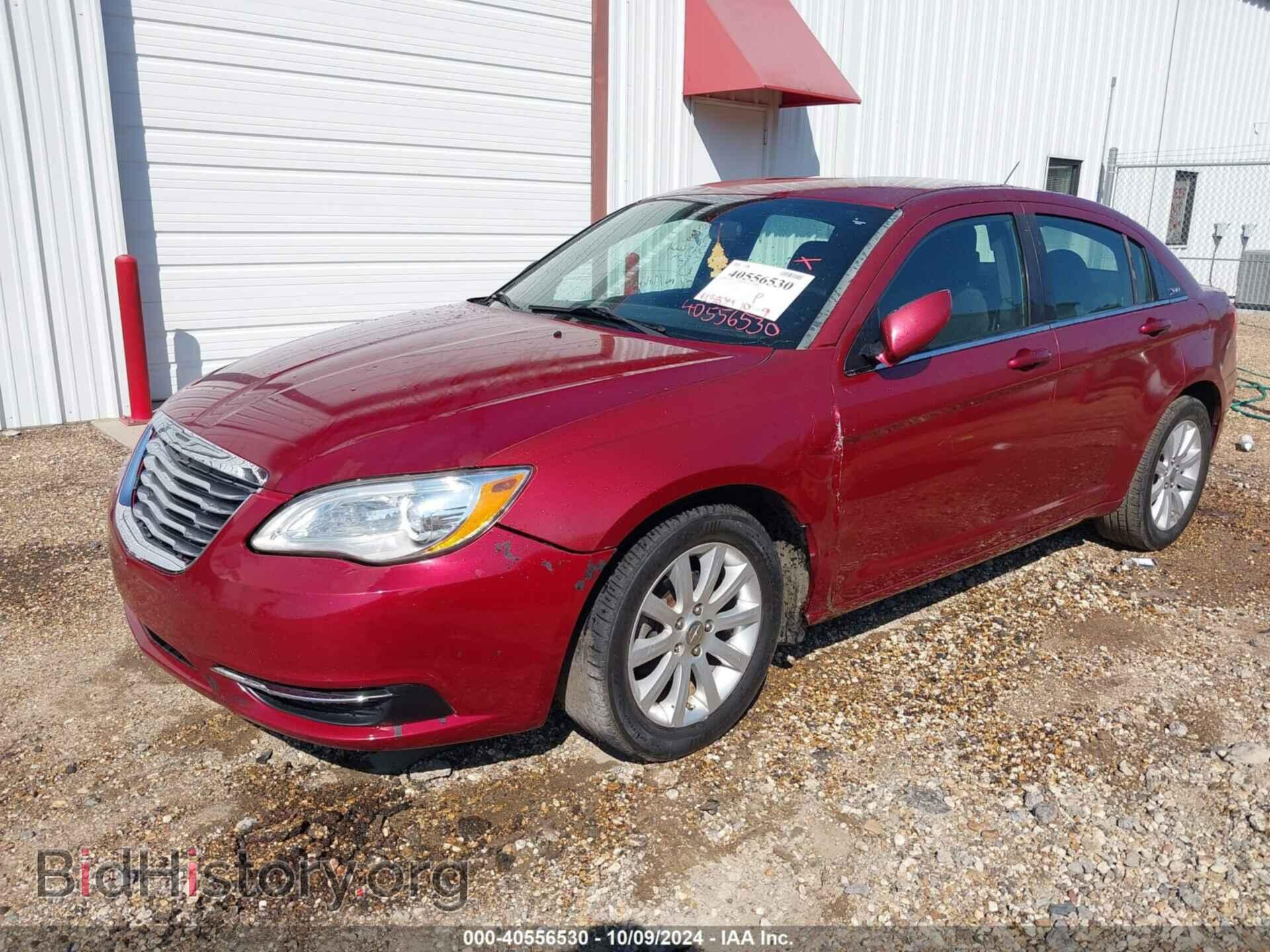 2013 CHRYSLER 200 - VIN: 1C3CCBBG0DN573178 - Photo 2