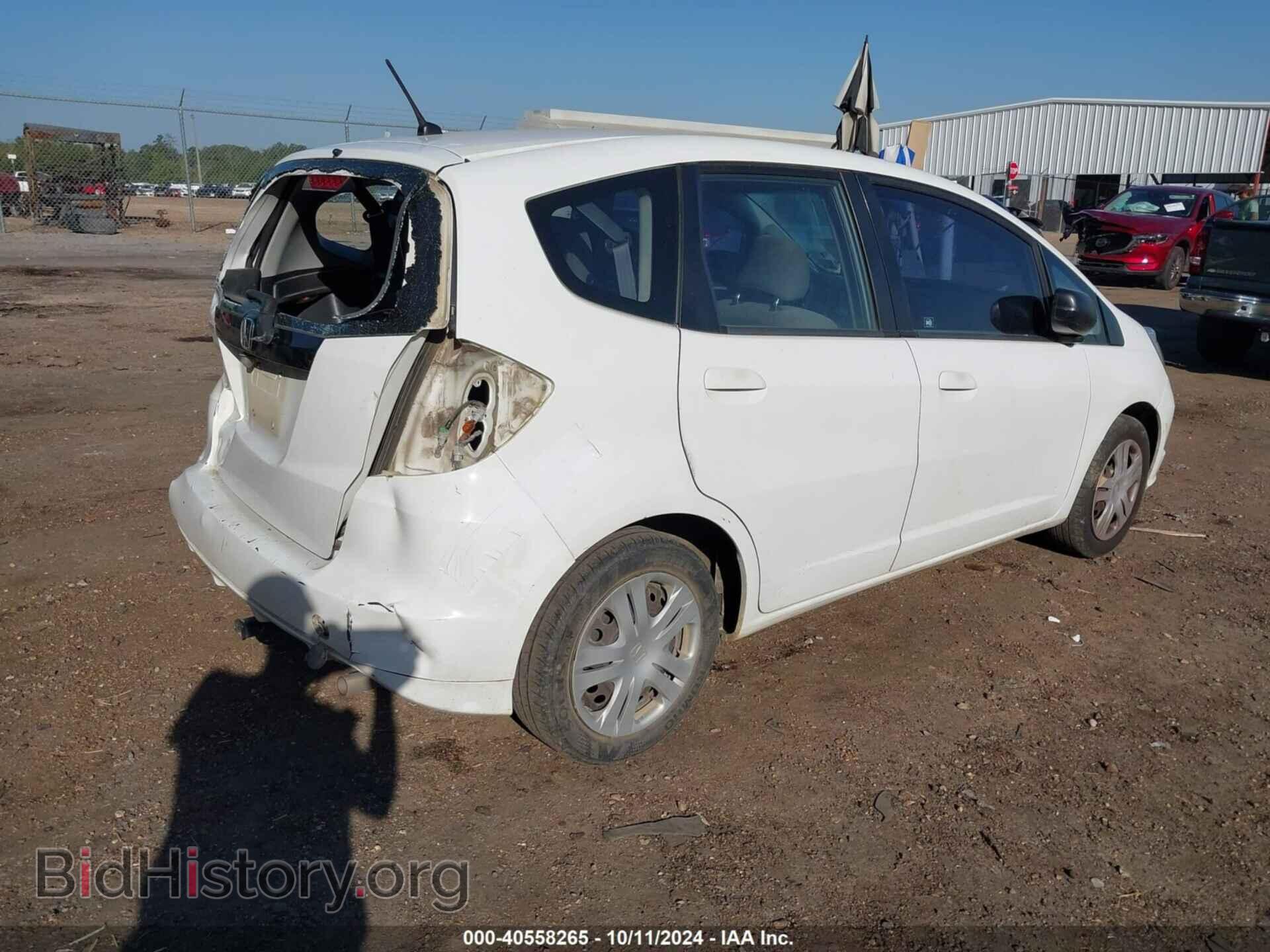 2011 HONDA FIT - VIN: JHMGE8H30BS007355 - Фото 4