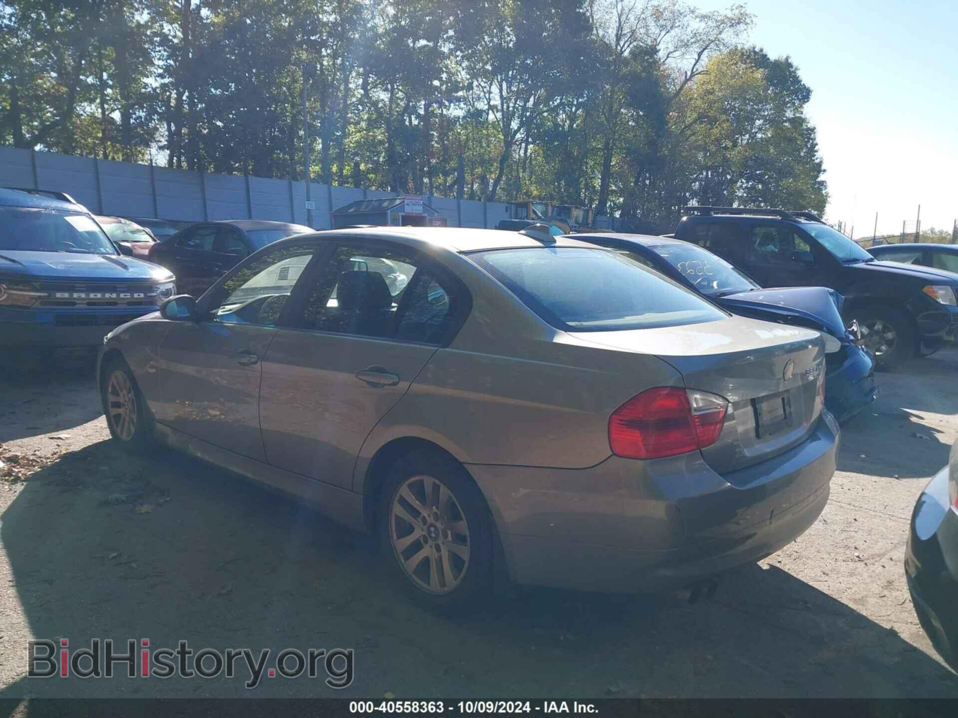 2006 BMW 325XI - VIN: WBAVD13576KV09164 - Фото 3