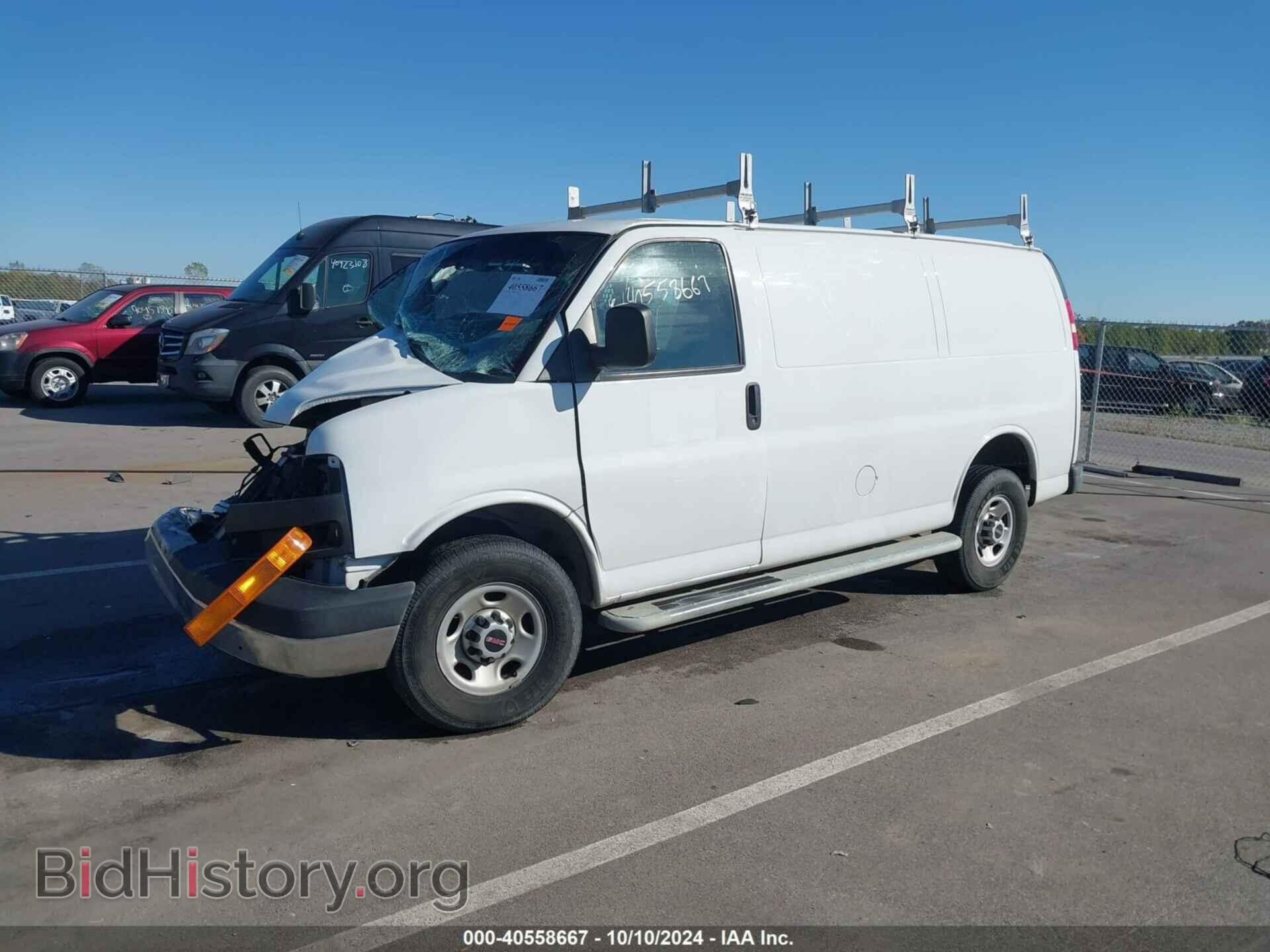 2014 GMC SAVANA 2500 - VIN: 1GTW7FCA4E1913598 - Photo 2