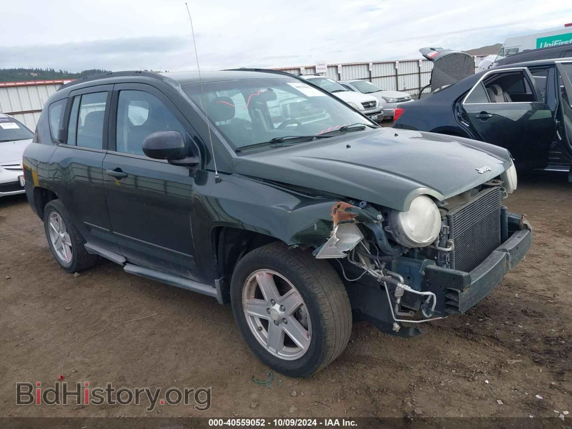 Photo 1J4NT4FB4AD608833 - JEEP COMPASS 2010