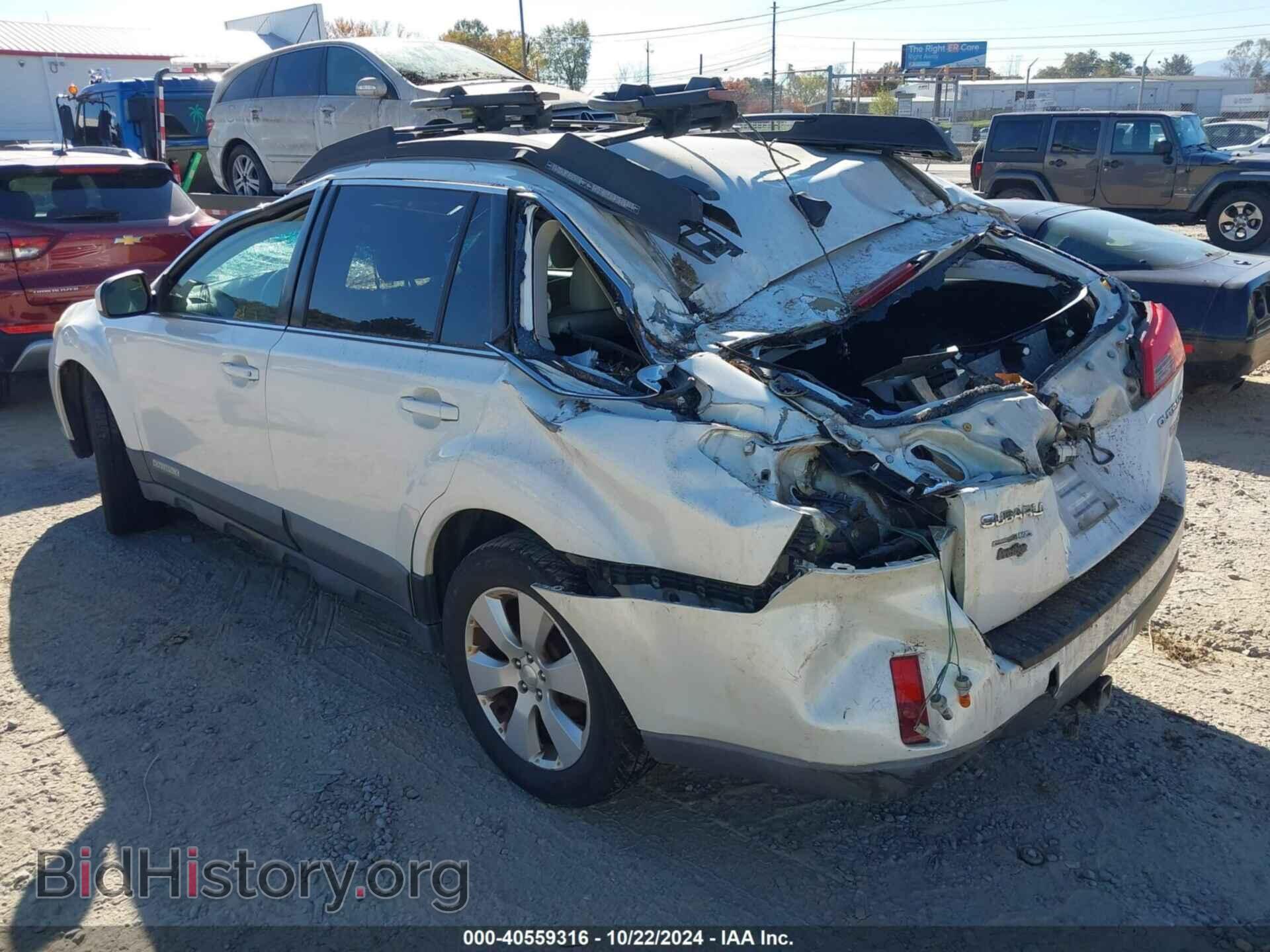 2011 SUBARU OUTBACK - VIN: 4S4BRBKC8B3334288 - Фото 3