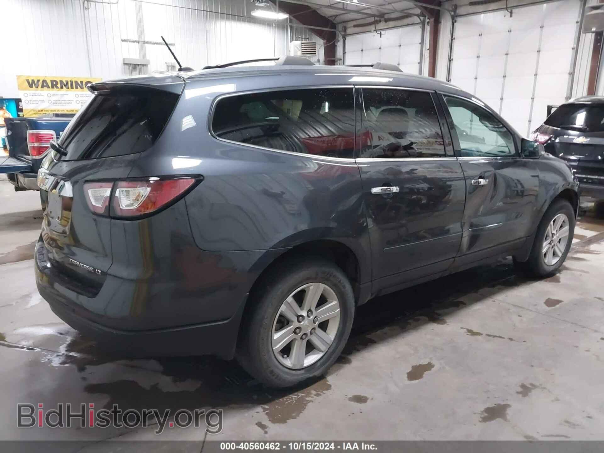2014 CHEVROLET TRAVERSE - VIN: 1GNKRHKD2EJ281949 - Фото 4