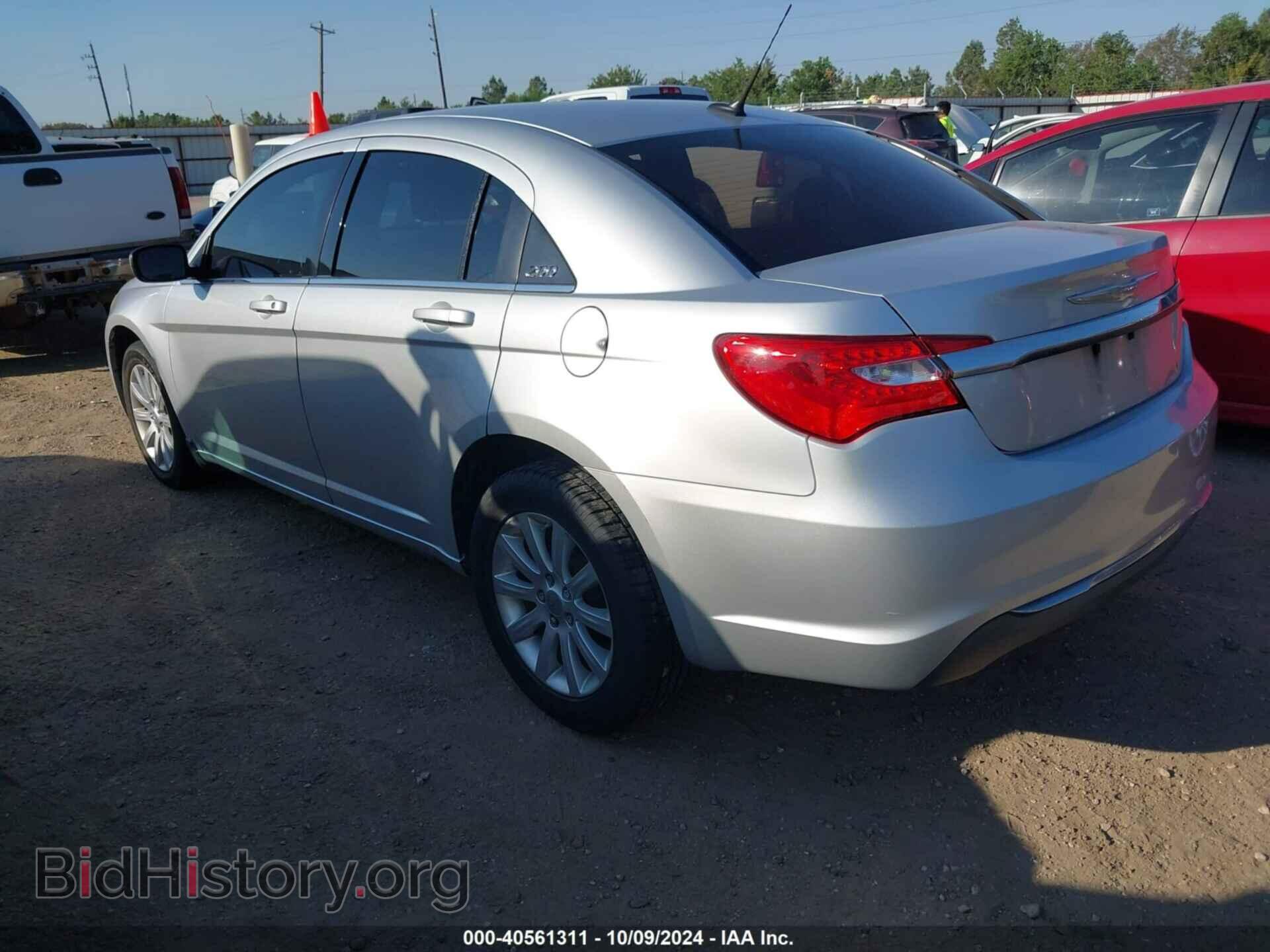 2011 CHRYSLER 200 - VIN: 1C3BC1FB2BN532794 - Photo 3