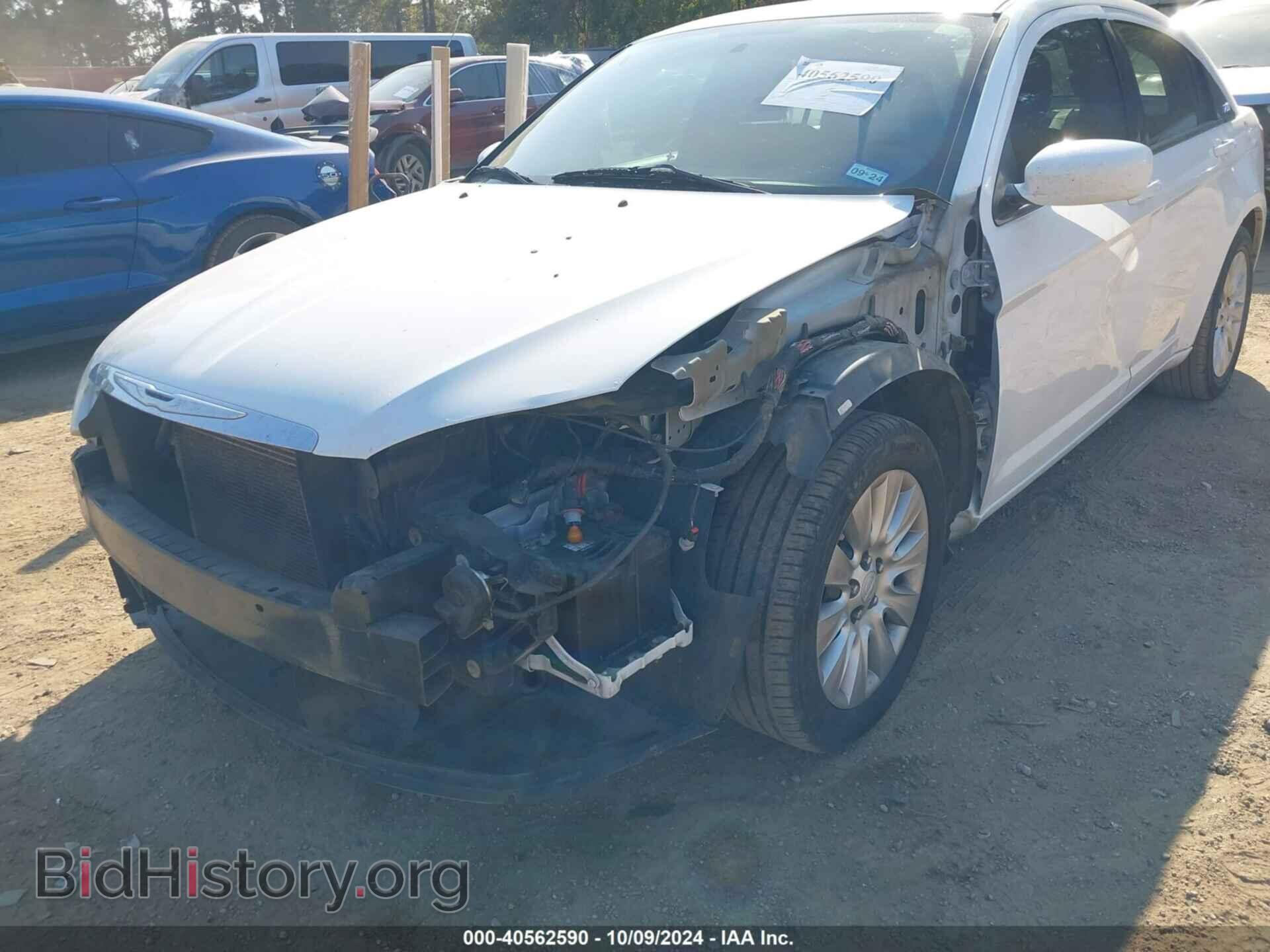 2014 CHRYSLER 200 - VIN: 1C3CCBAB3EN213927 - Фото 6