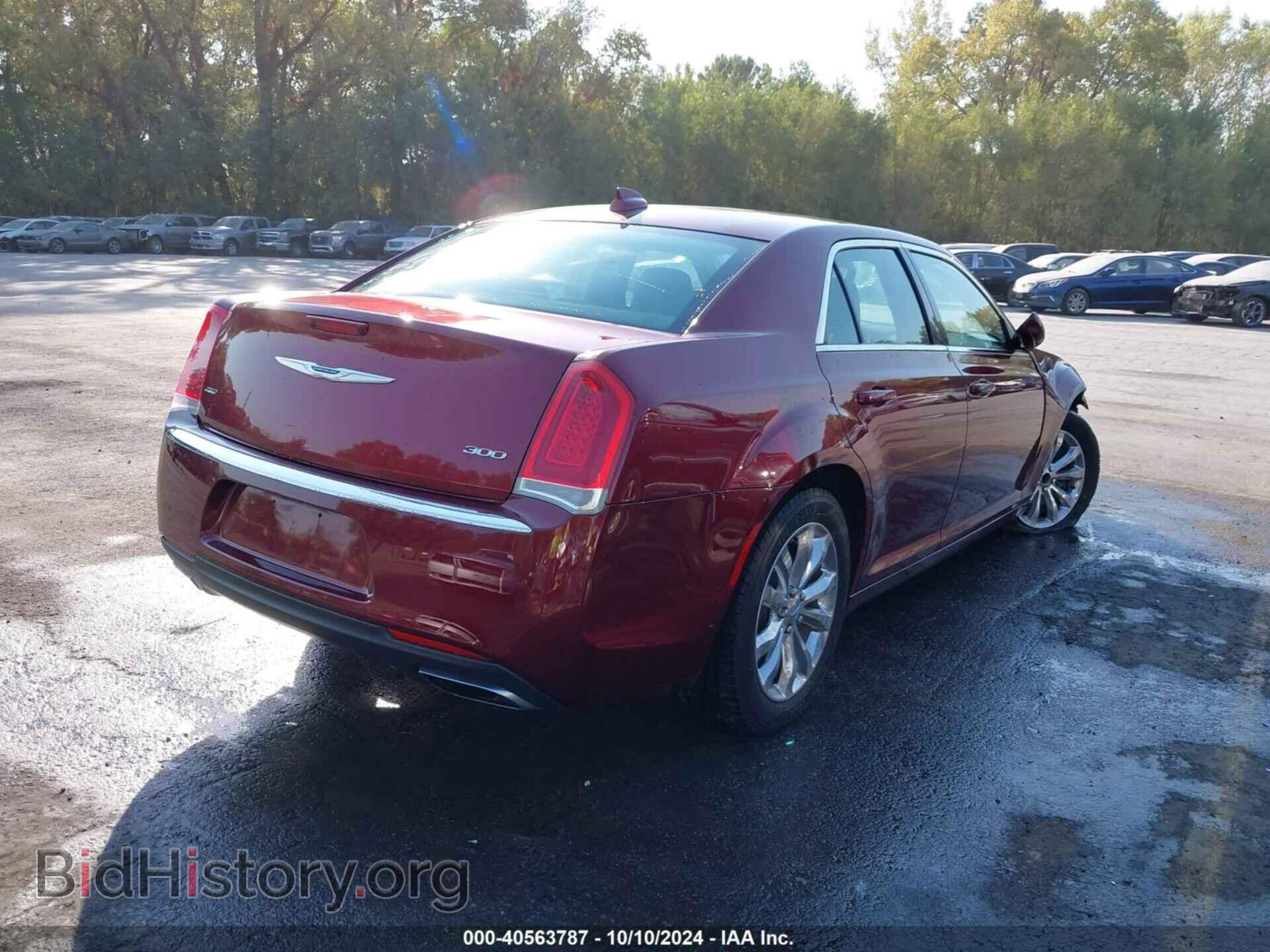 2016 CHRYSLER 300 - VIN: 2C3CCARG9GH305274 - Фото 4