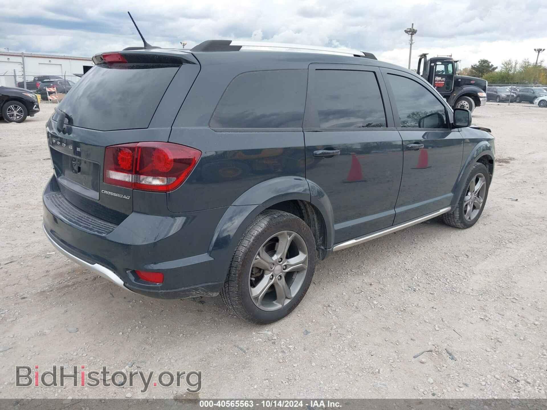 2017 DODGE JOURNEY - VIN: 3C4PDCGB4HT565975 - Фото 4