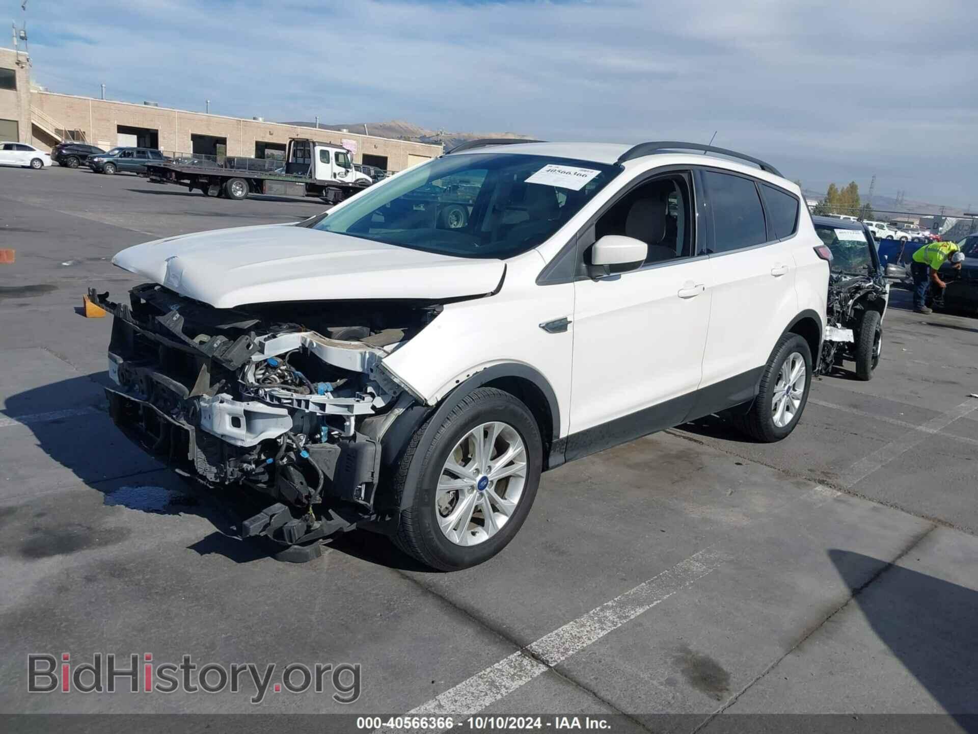 2018 FORD ESCAPE - VIN: 1FMCU9HD4JUD05598 - Photo 2