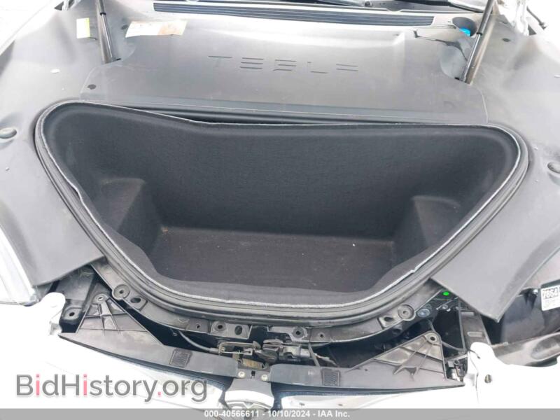 2016 Tesla MODEL S (VIN 5YJSA1E11GF173941) — photo 10 of 17