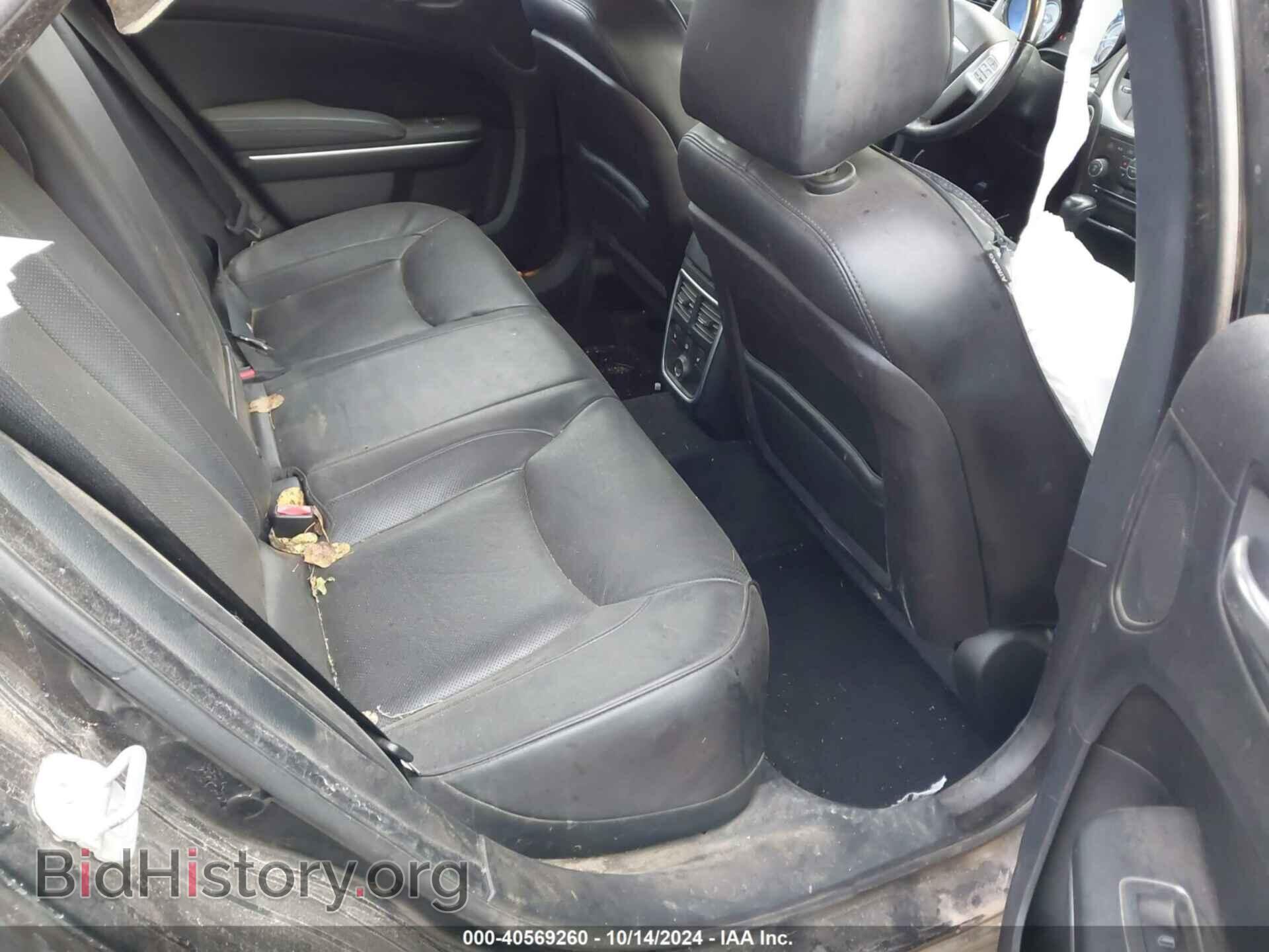 2012 CHRYSLER 300C - VIN: 2C3CCAKT6CH220300 - Фото 8