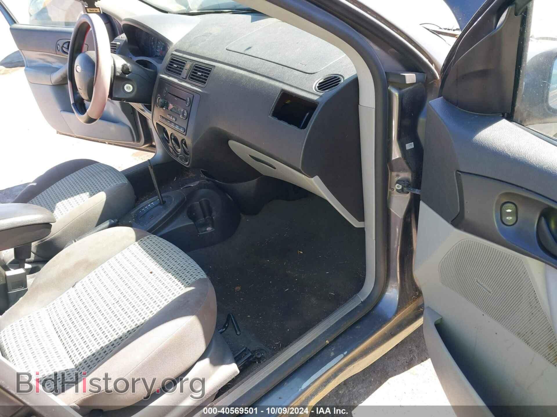 2007 FORD FOCUS - VIN: 1FAHP34N77W294628 - Фото 5