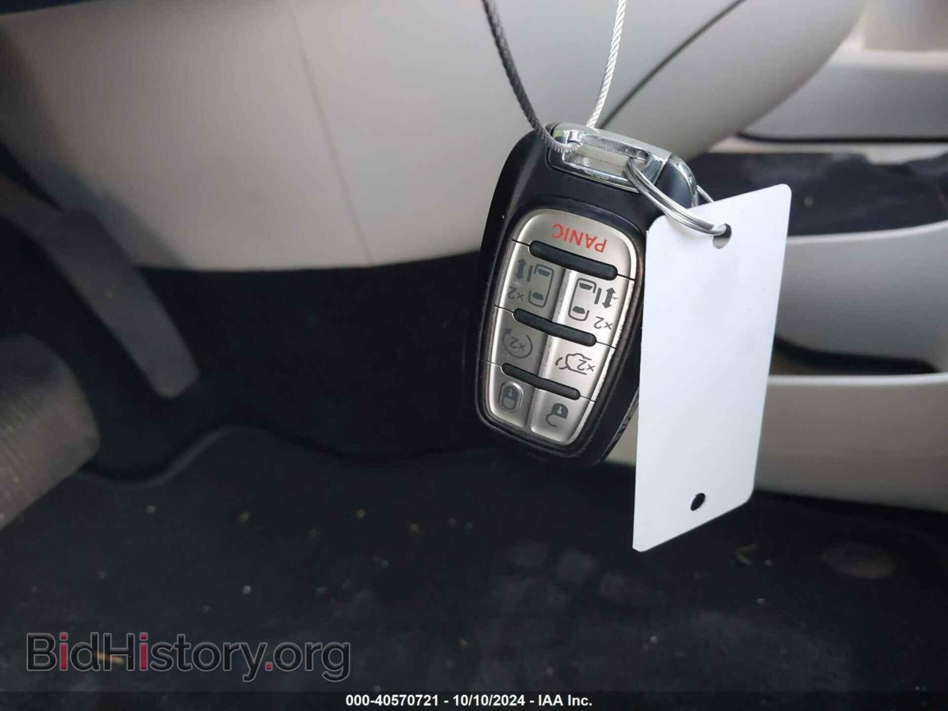 2019 CHRYSLER PACIFICA - VIN: 2C4RC1BG3KR652182 - Фото 11
