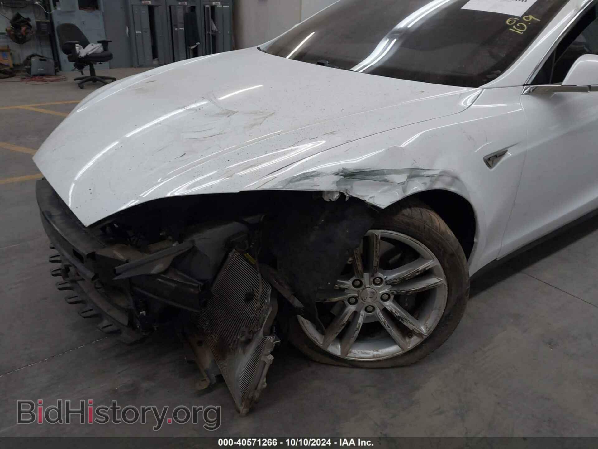 2015 TESLA MODEL S - VIN: 5YJSA1E2XFF110683 - Фото 6