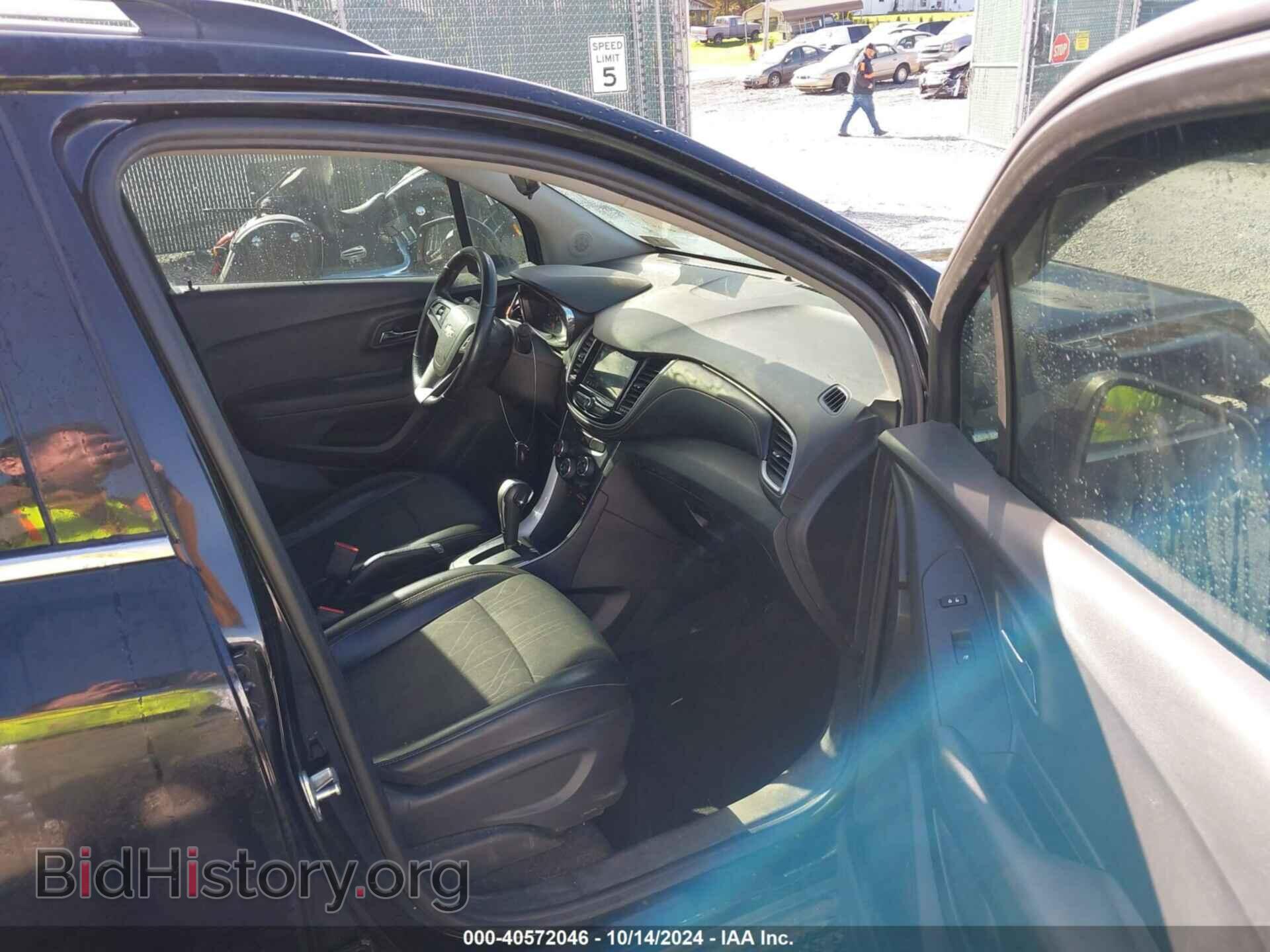 2019 CHEVROLET TRAX - VIN: 3GNCJPSB3KL196336 - Фото 5