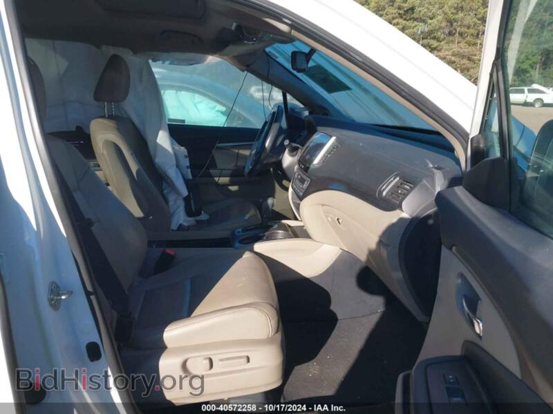 2018 Honda PILOT (VIN 5FNYF6H74JB040655) — photo 5 of 16