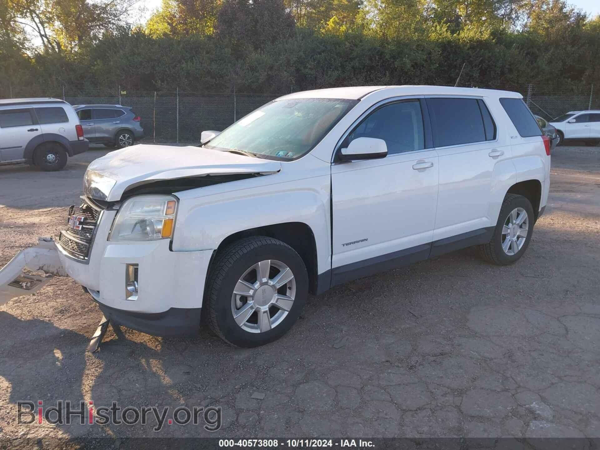 2011 GMC TERRAIN - VIN: 2CTFLREC4B6411375 - Photo 2