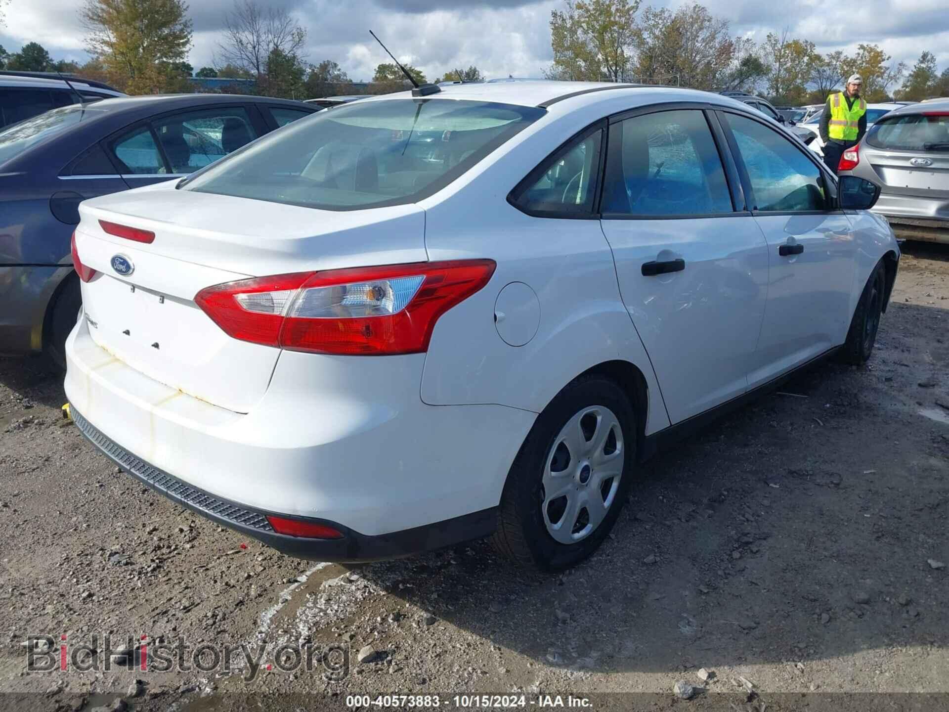 2014 FORD FOCUS - VIN: 1FADP3E22EL279388 - Photo 4