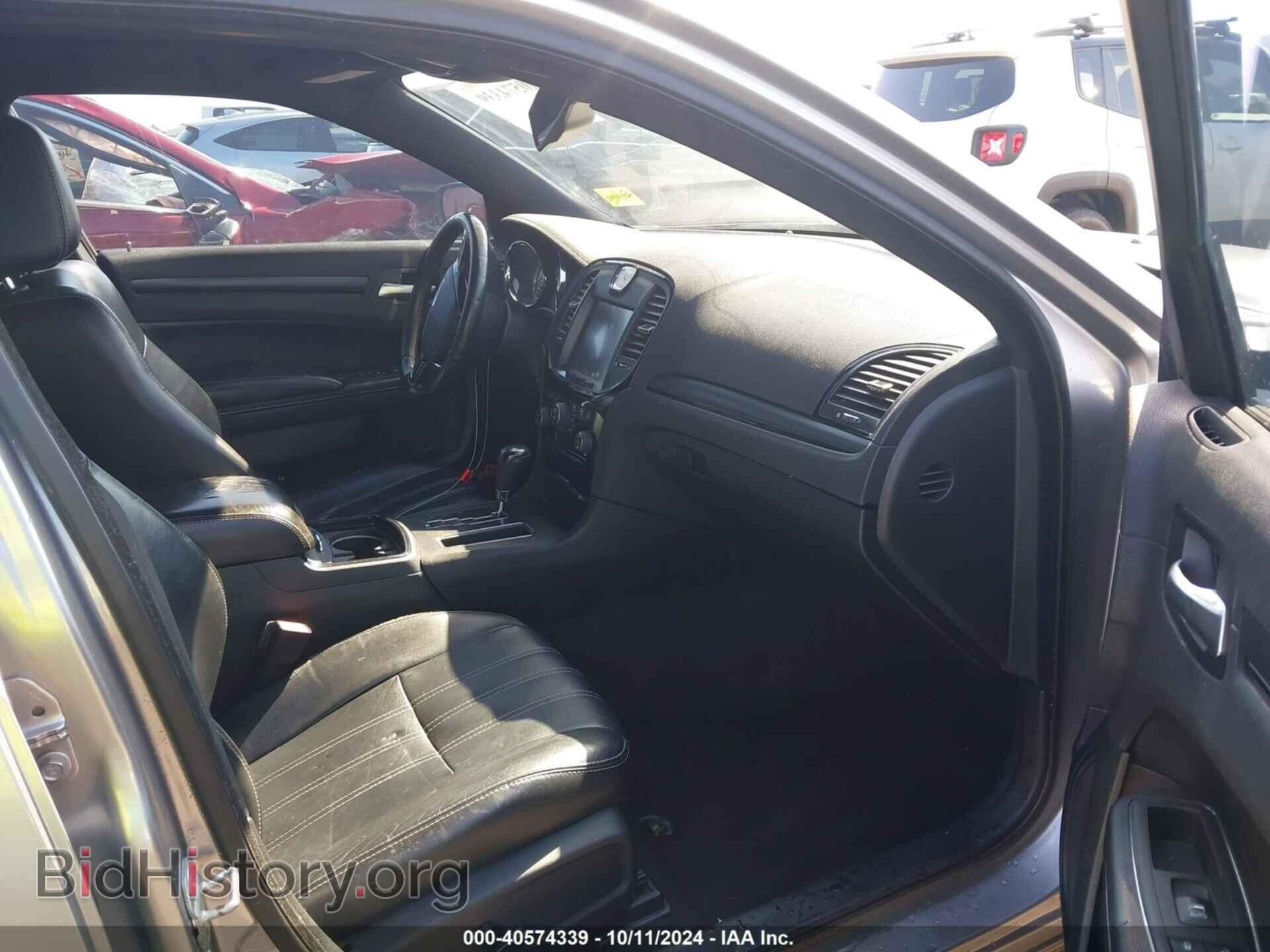 2013 CHRYSLER 300 - VIN: 2C3CCABT7DH585263 - Фото 5
