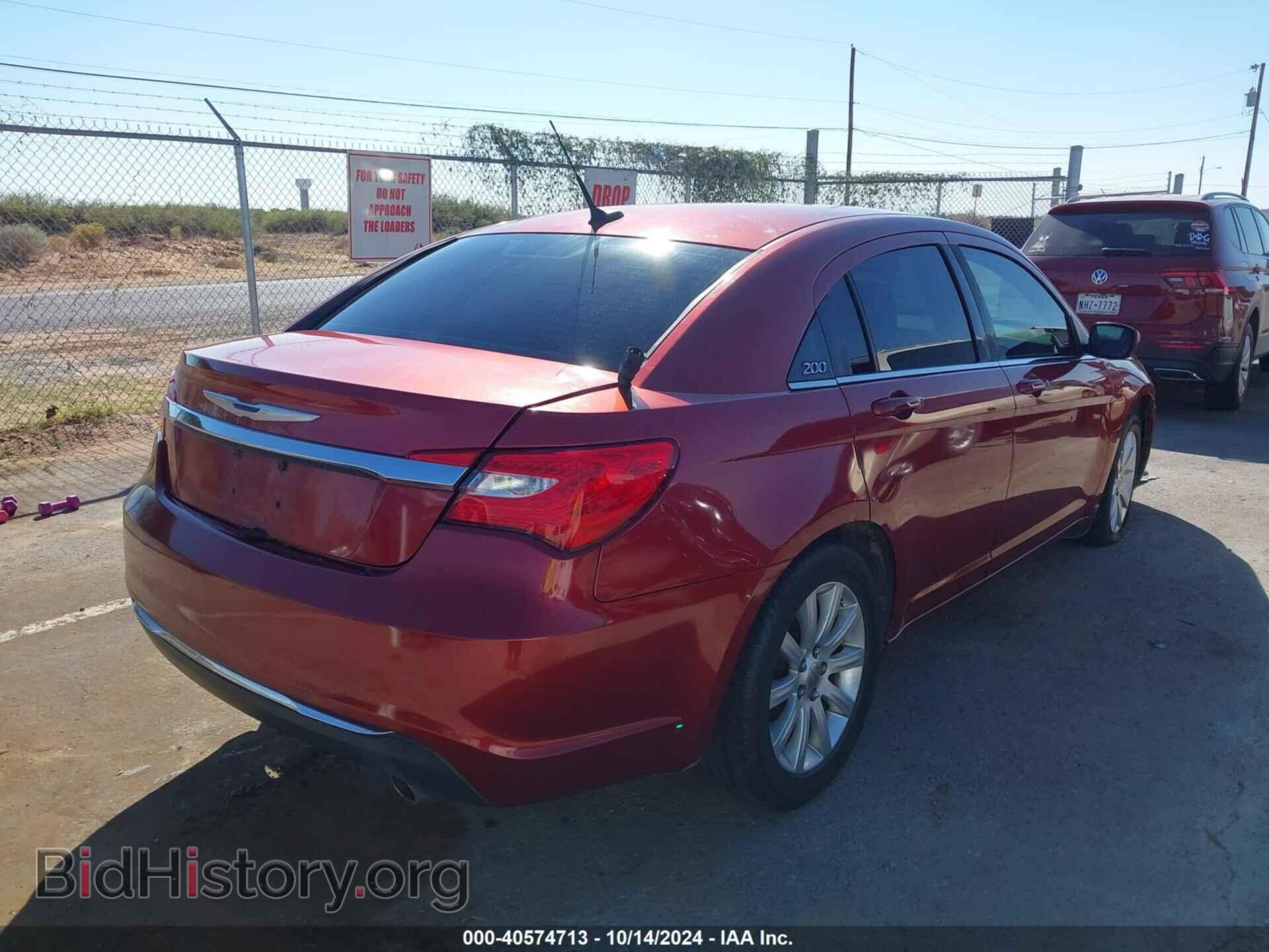2011 CHRYSLER 200 - VIN: 1C3BC1FG0BN525726 - Фото 4