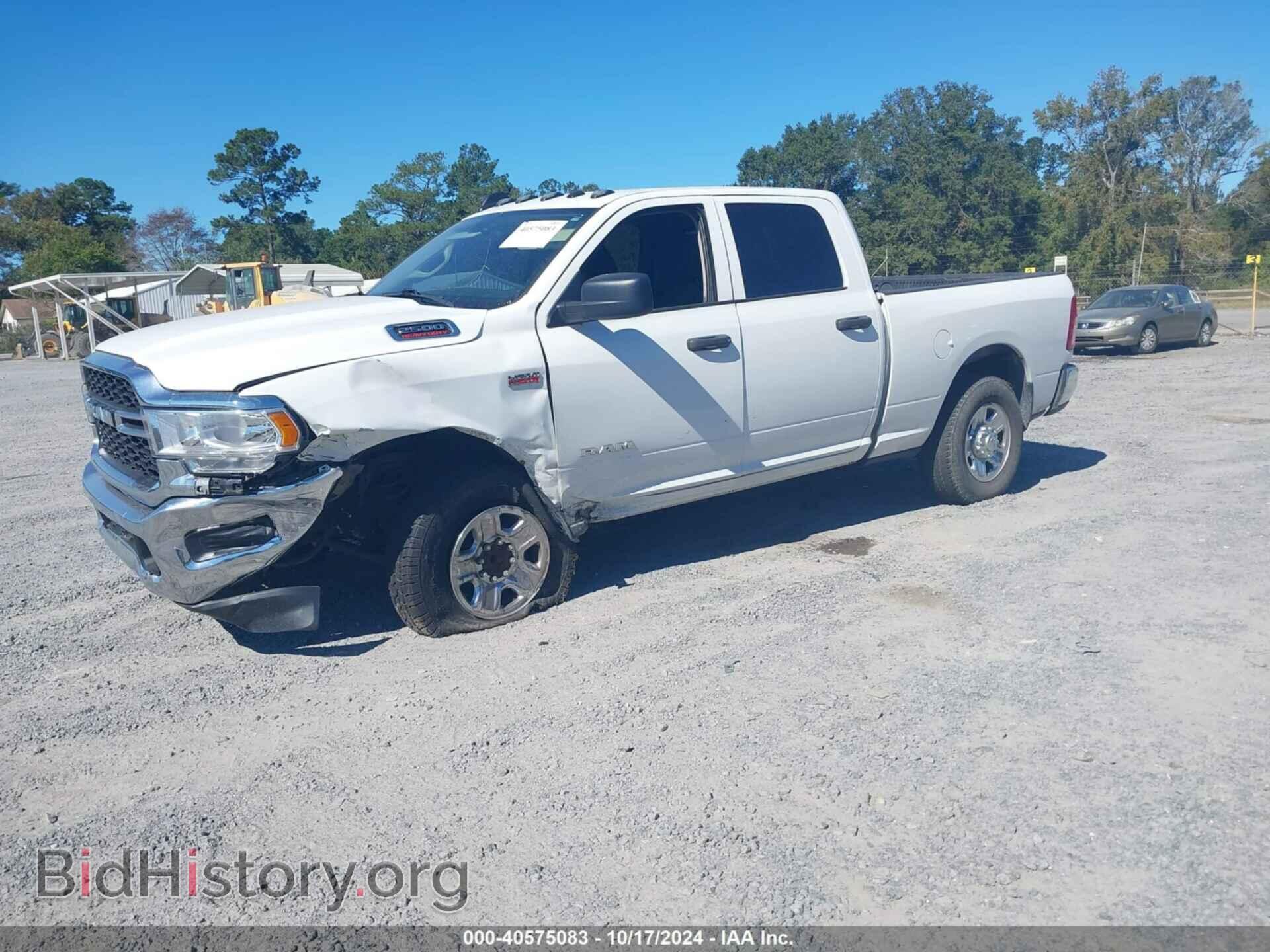 2019 RAM 2500 - VIN: 3C6UR4CJ3KG712852 - Фото 2